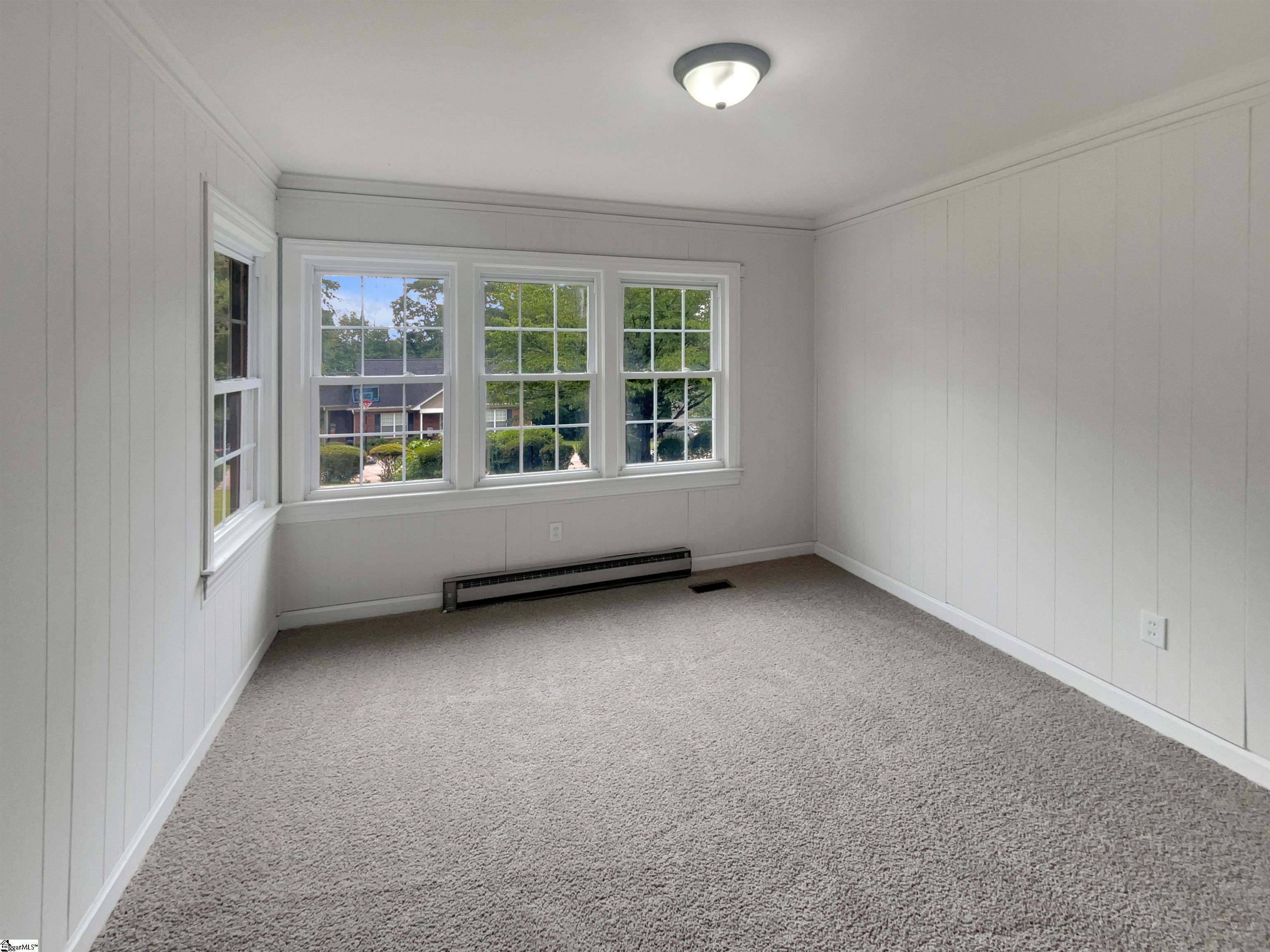 33 Racine Court Greenville, SC 29617