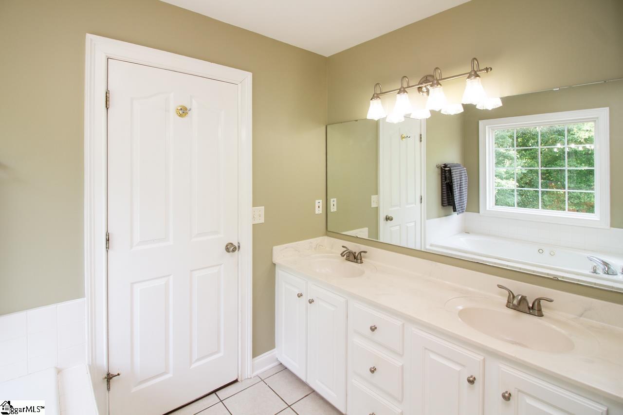 104 Tinsley Drive Anderson, SC 29621-2491
