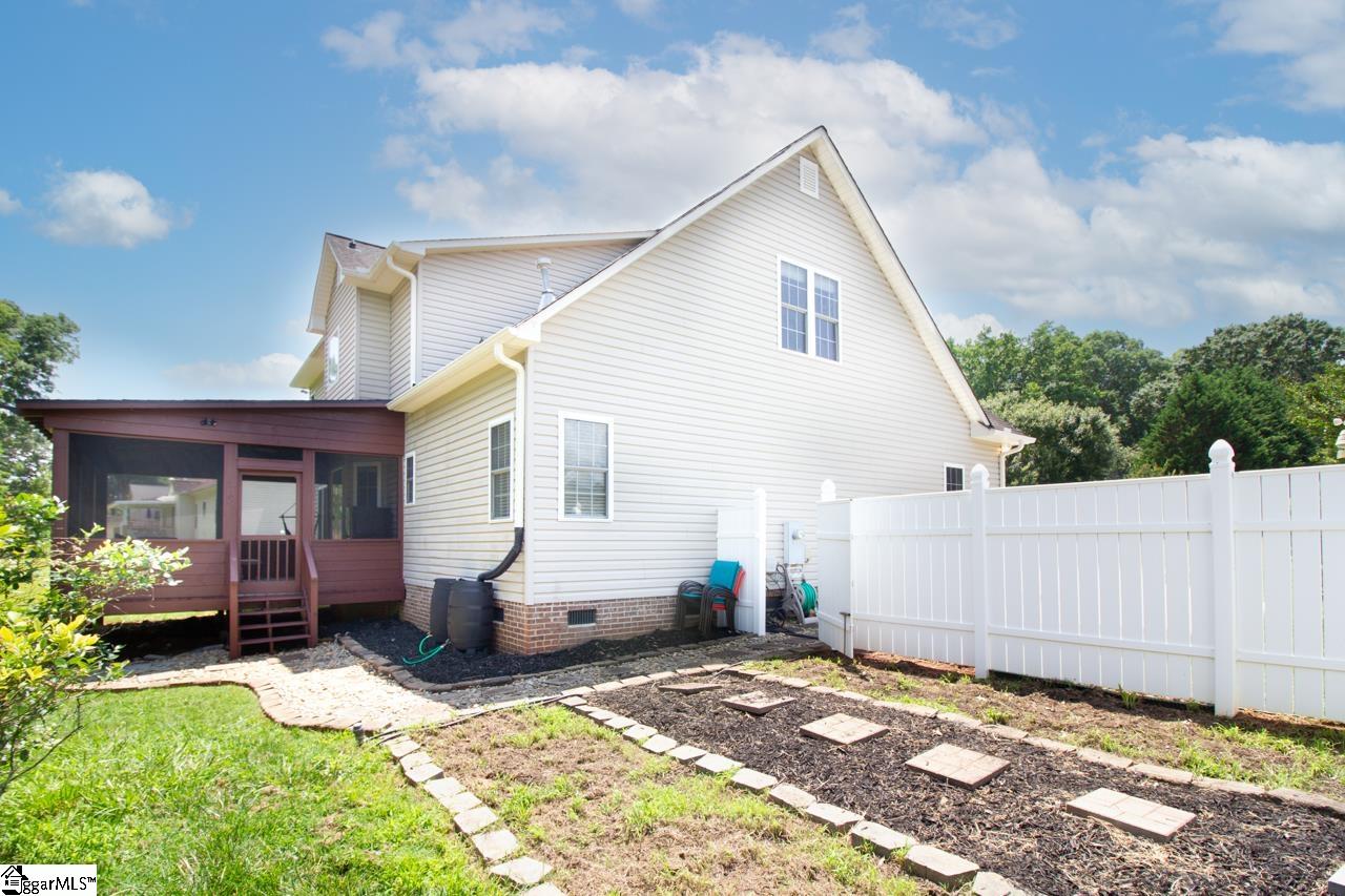 104 Tinsley Drive Anderson, SC 29621-2491