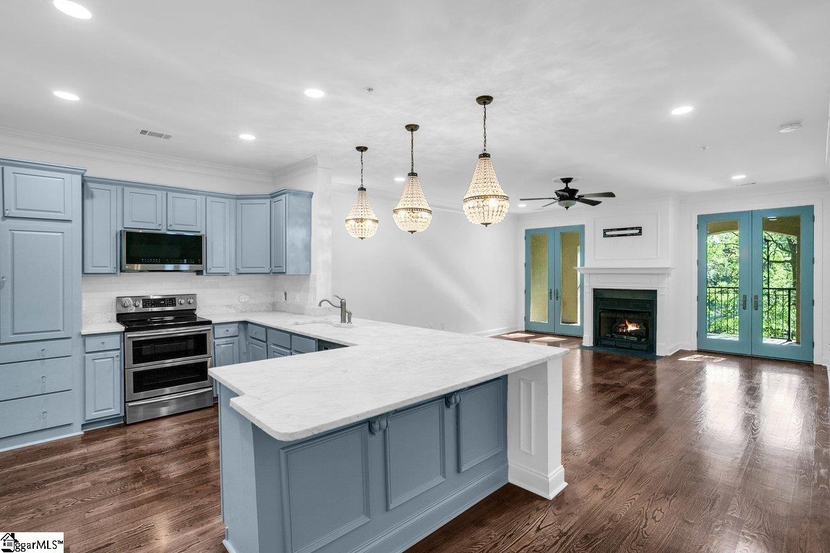 1209 E Washington Street UNIT Unit 102 Greenville, SC 29601