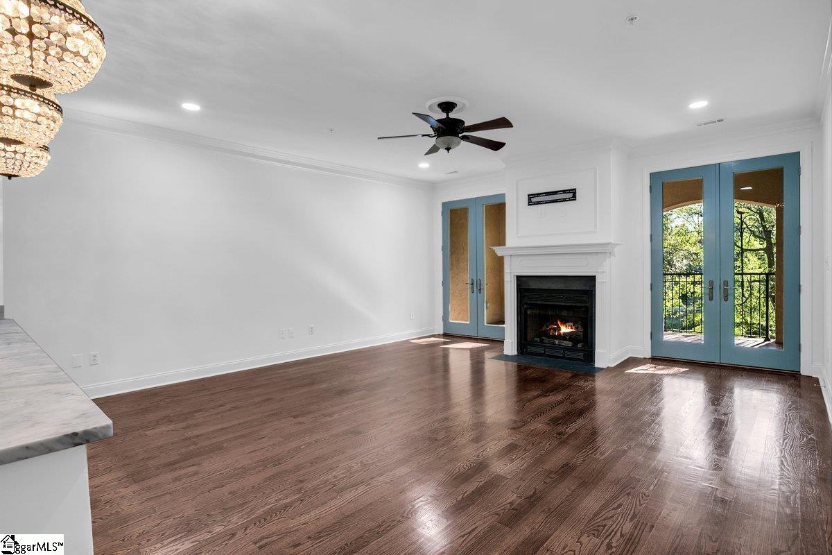 1209 E Washington Street UNIT Unit 102 Greenville, SC 29601