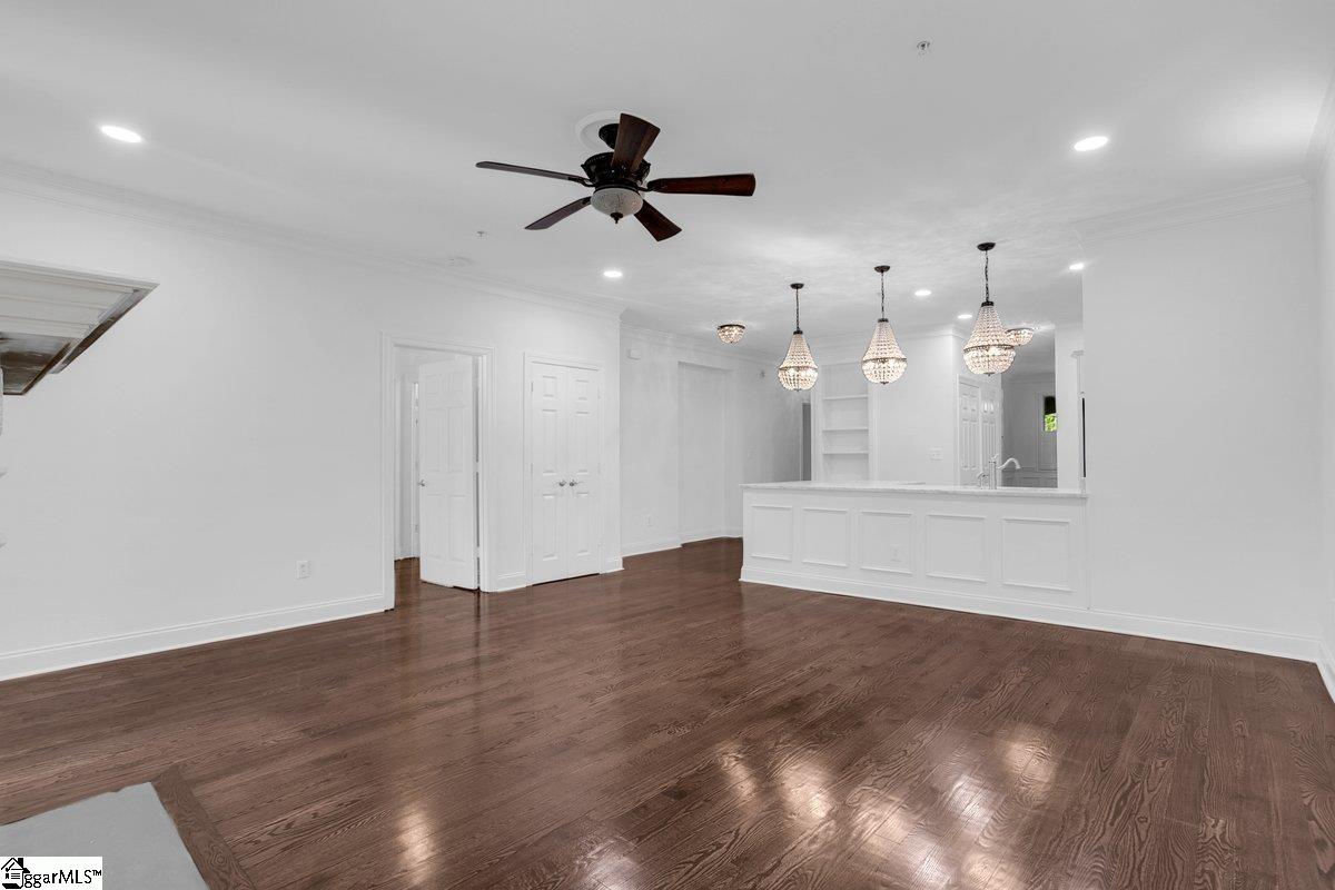 1209 E Washington Street UNIT Unit 102 Greenville, SC 29601