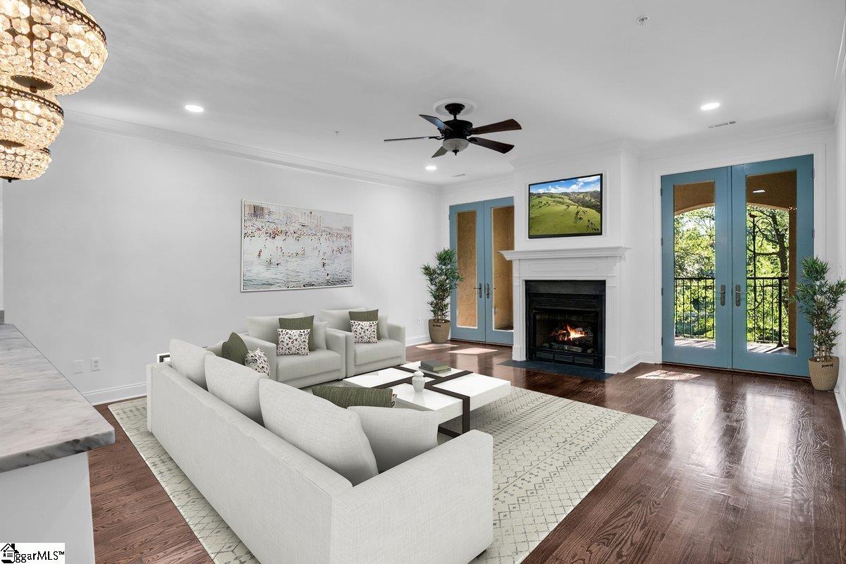 1209 E Washington Street UNIT Unit 102 Greenville, SC 29601
