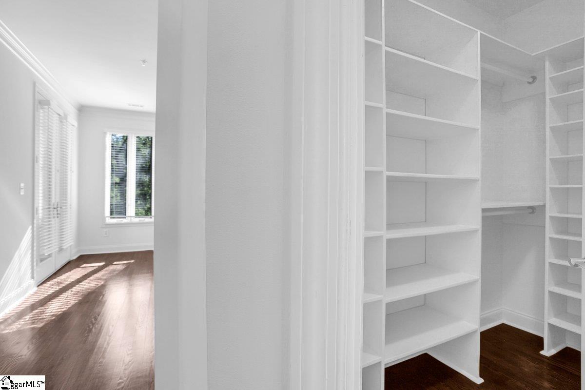 1209 E Washington Street UNIT Unit 102 Greenville, SC 29601