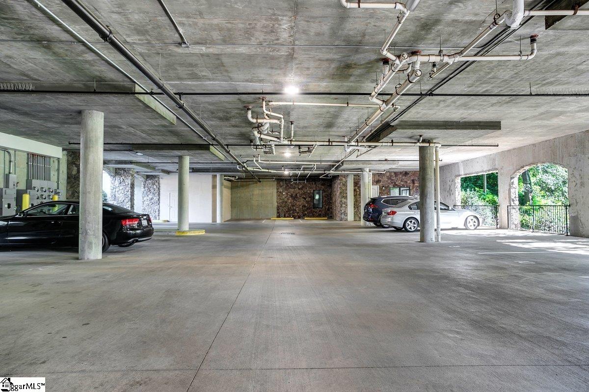 1209 E Washington Street UNIT Unit 102 Greenville, SC 29601