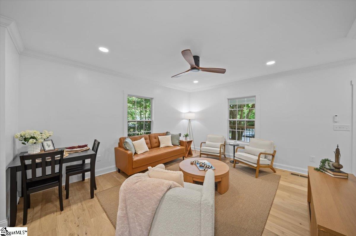8 Baldwin Street Greenville, SC 29611