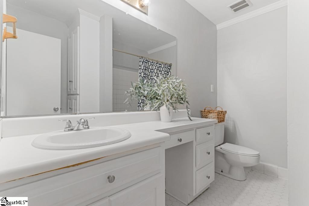 20 Balfer Court Greenville, SC 29615