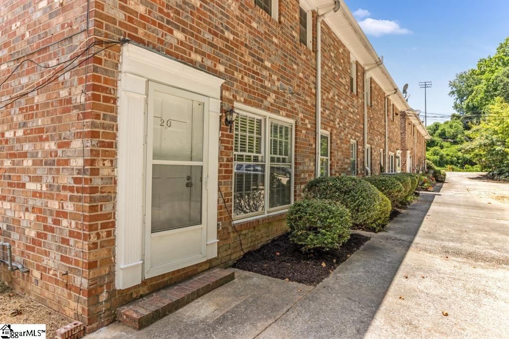 20 Balfer Court Greenville, SC 29615