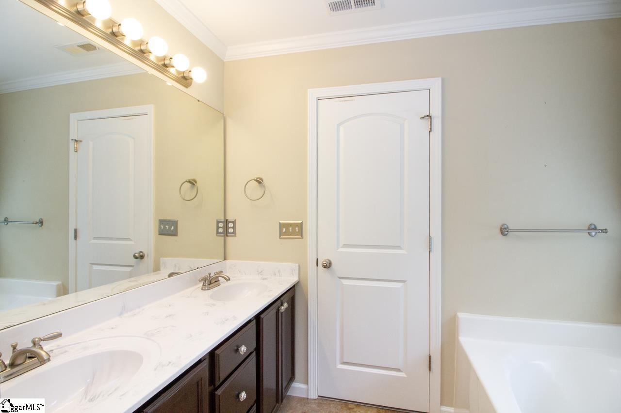 1016 Whirlaway Circle Anderson, SC 29621