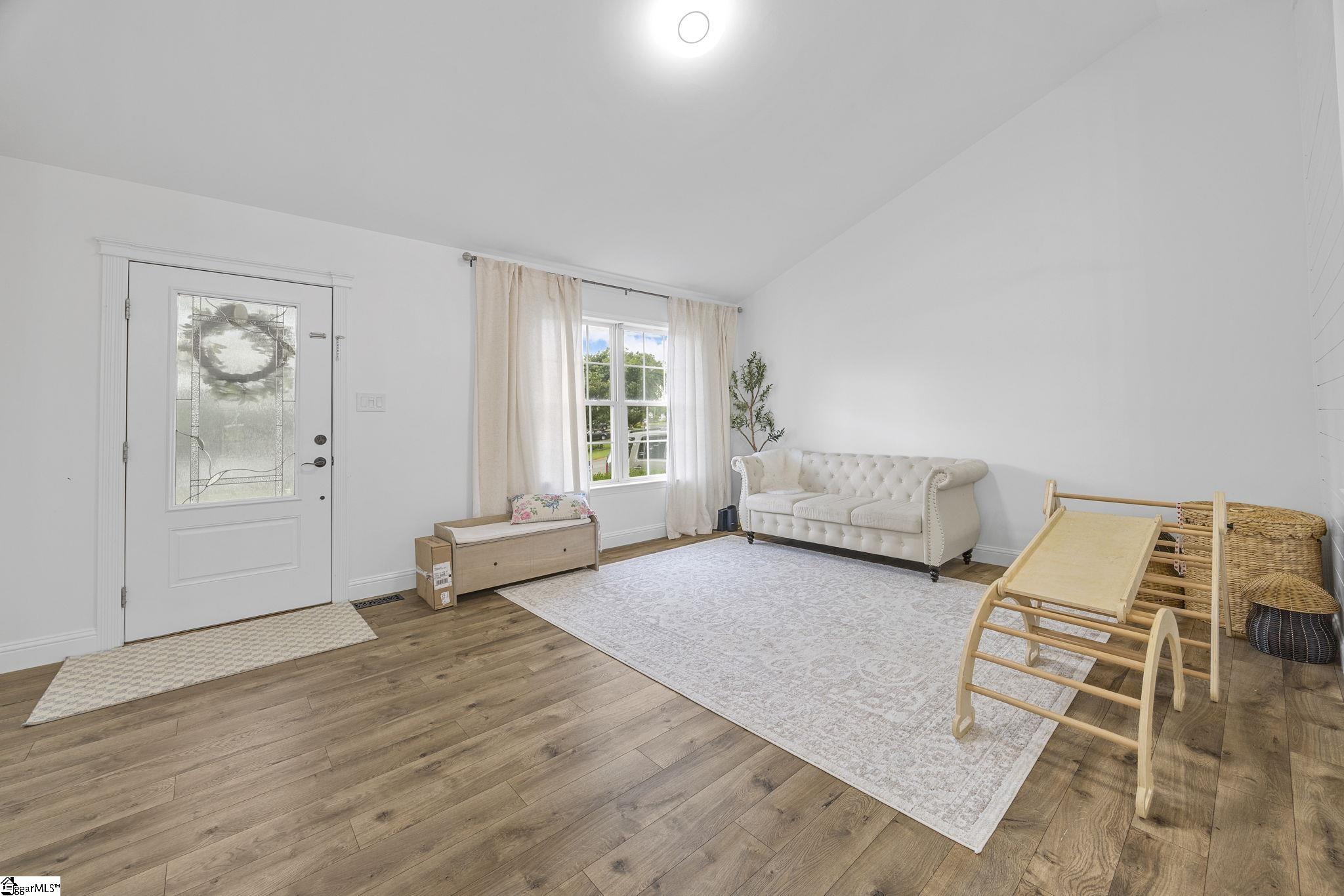 621 Shadow Dance Lane Boiling Springs, SC 29316