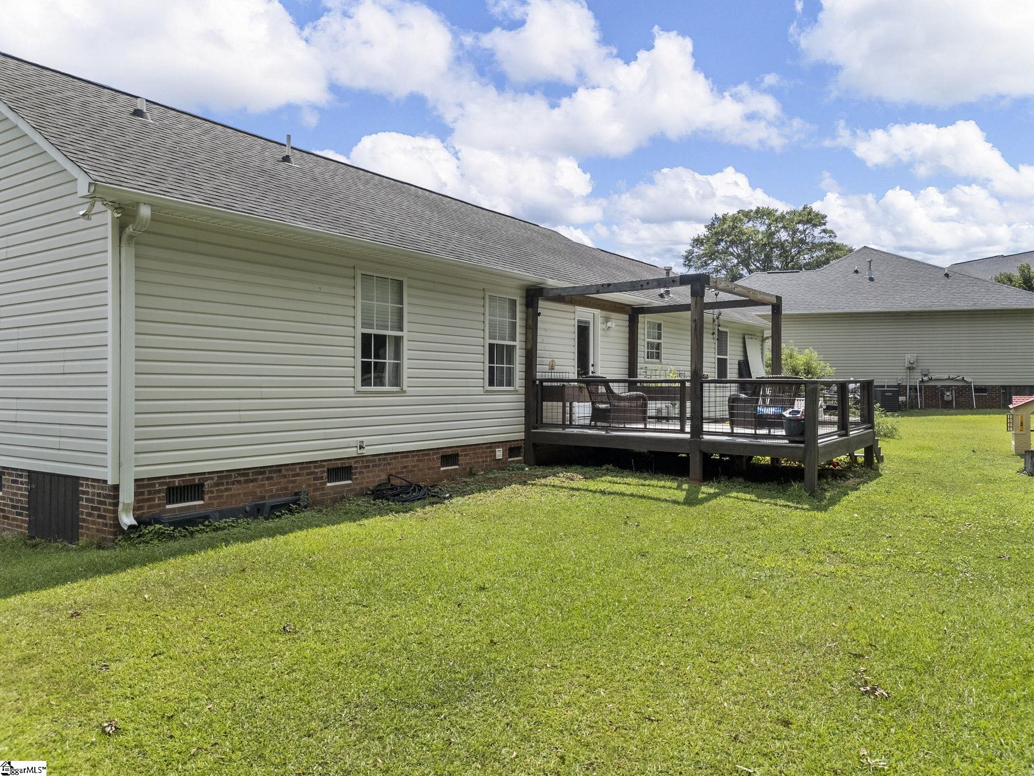 621 Shadow Dance Lane Boiling Springs, SC 29316