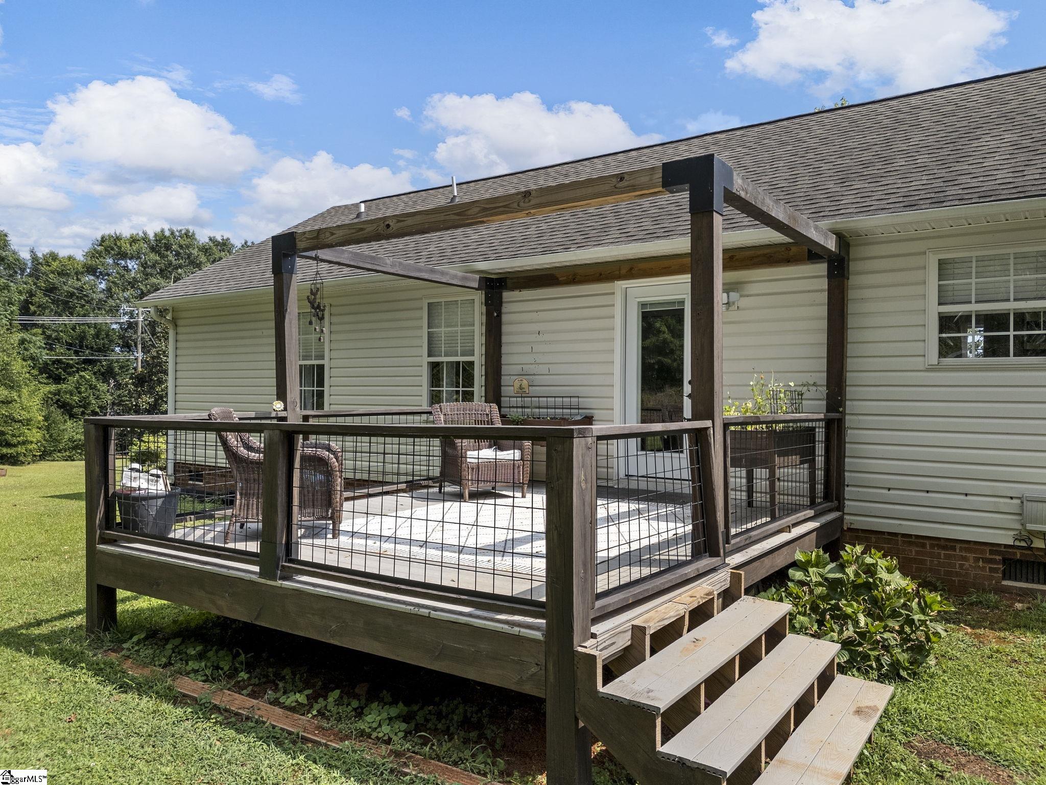 621 Shadow Dance Lane Boiling Springs, SC 29316