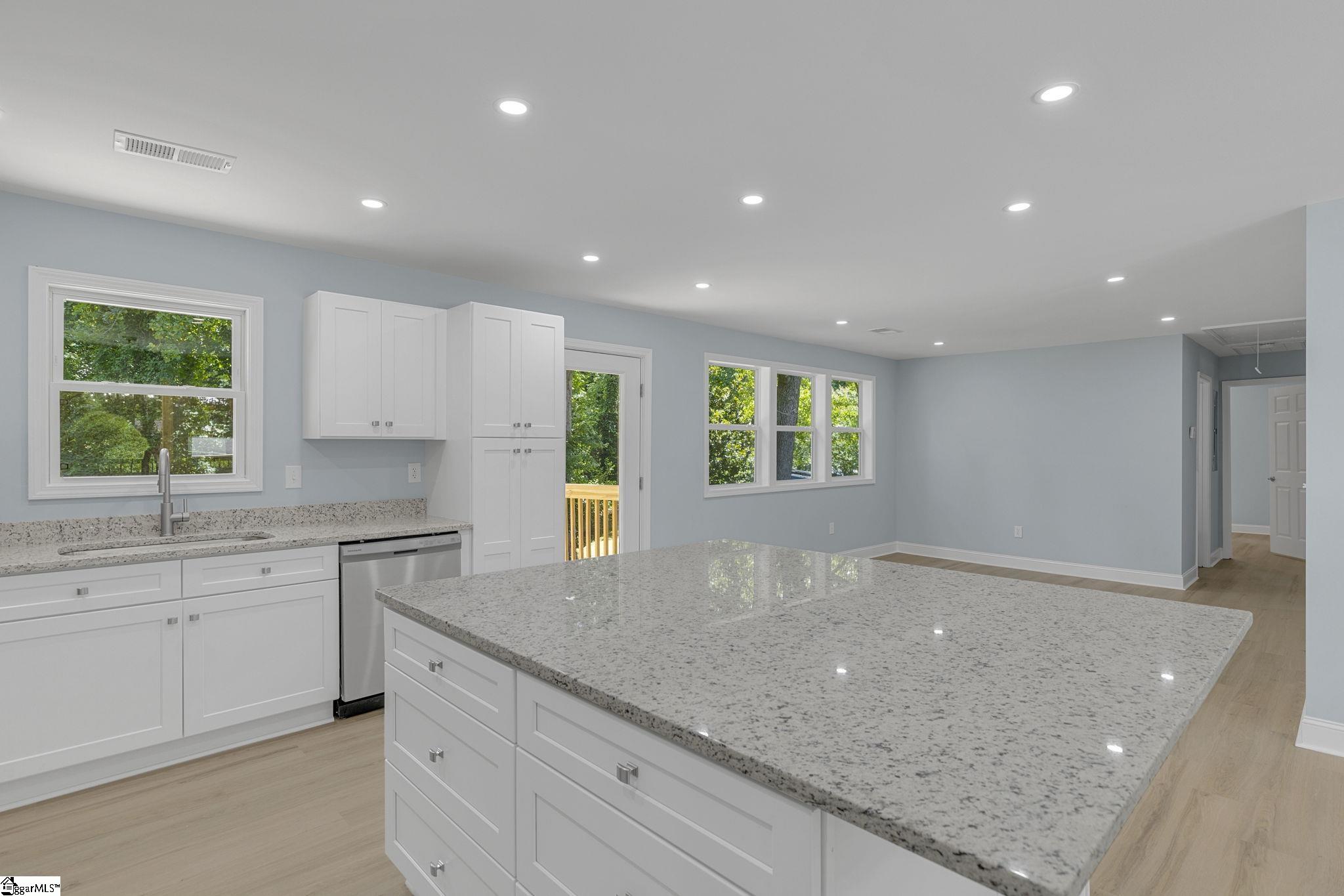 112 Pennwood Lane Greenville, SC 29609