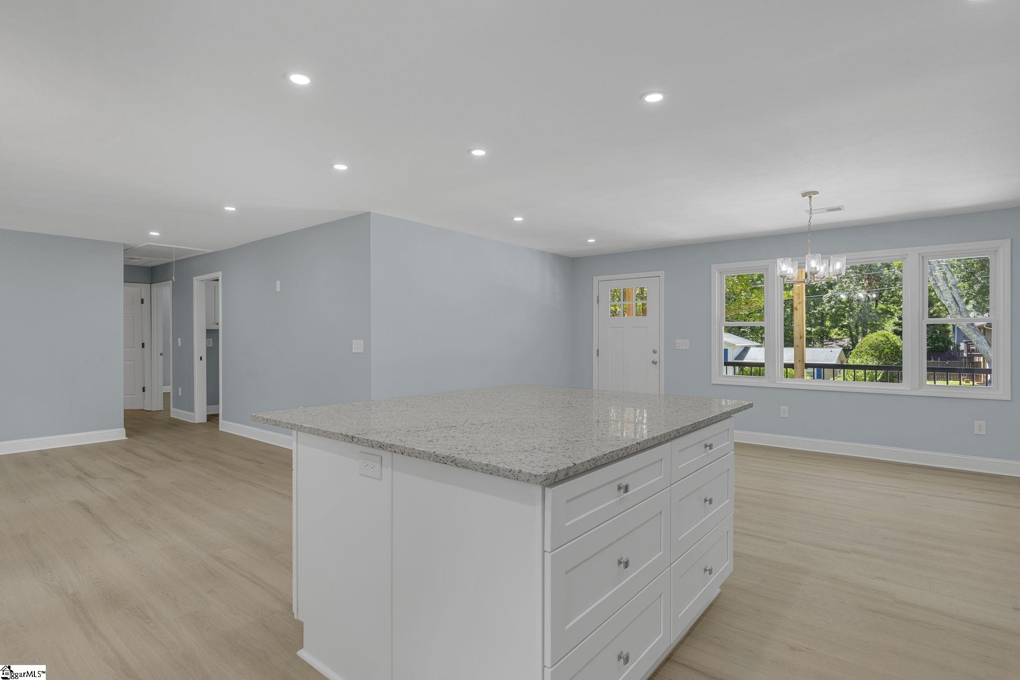 112 Pennwood Lane Greenville, SC 29609