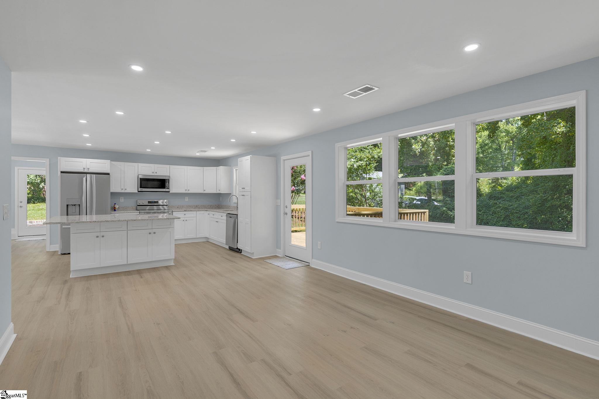 112 Pennwood Lane Greenville, SC 29609