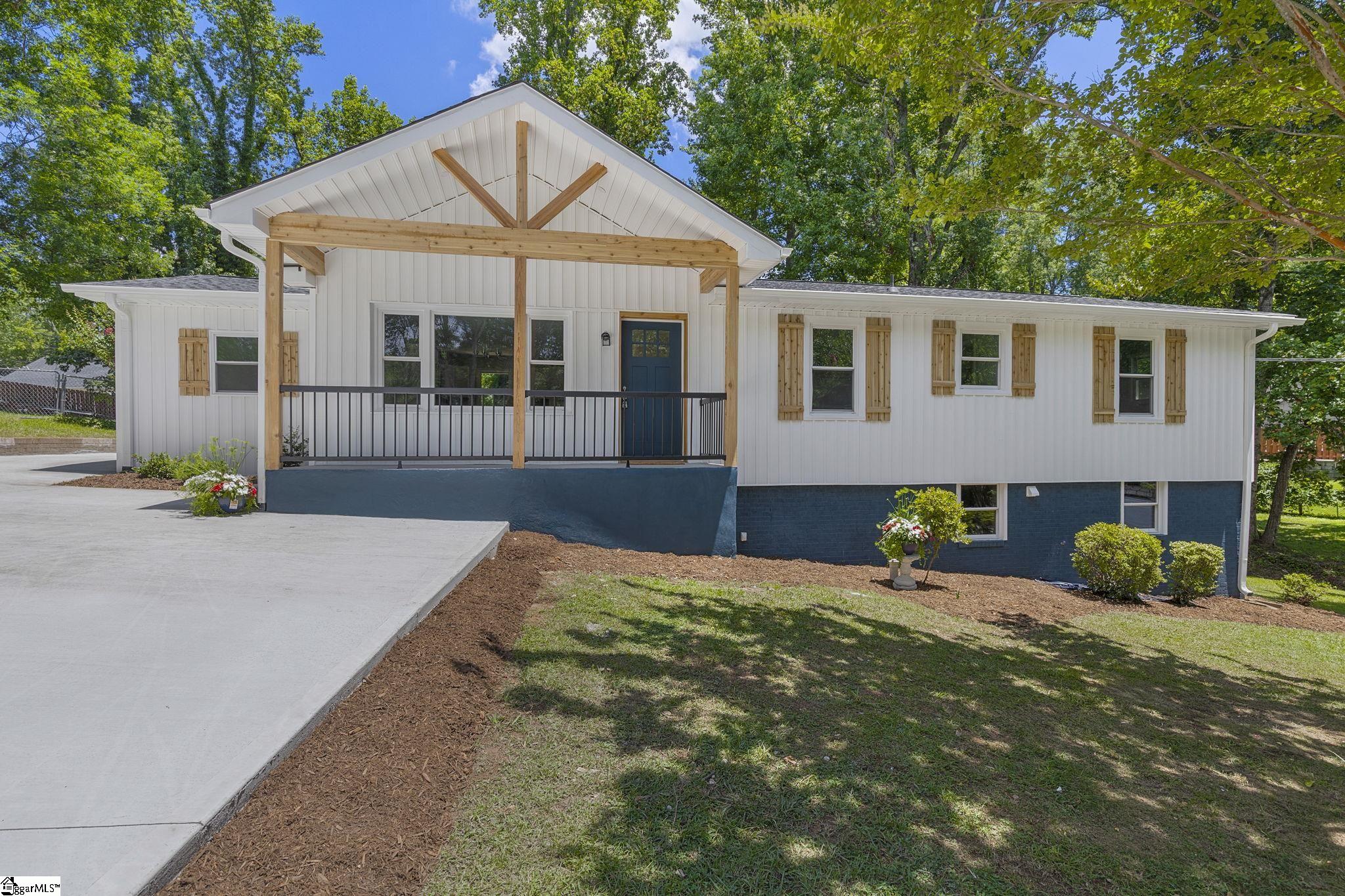 112 Pennwood Lane Greenville, SC 29609