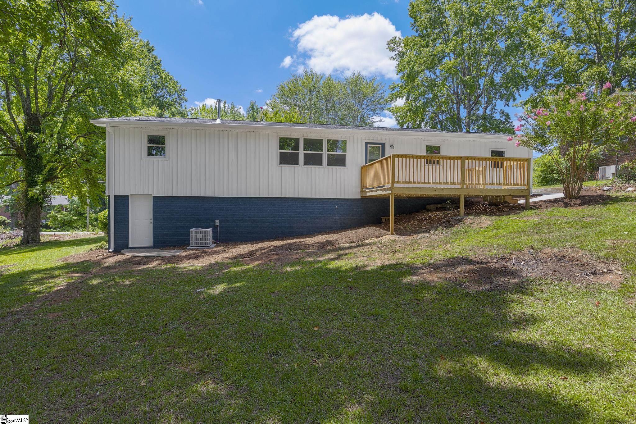 112 Pennwood Lane Greenville, SC 29609