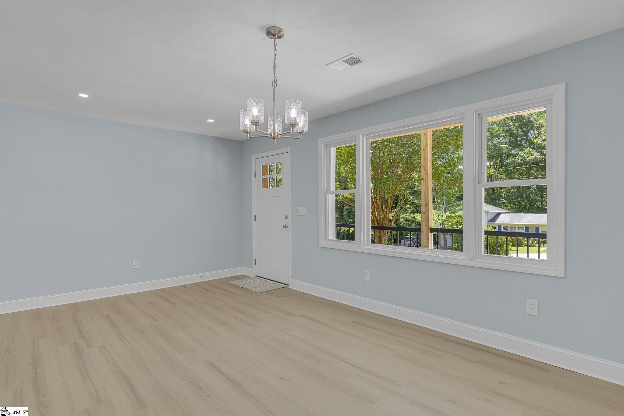 112 Pennwood Lane Greenville, SC 29609