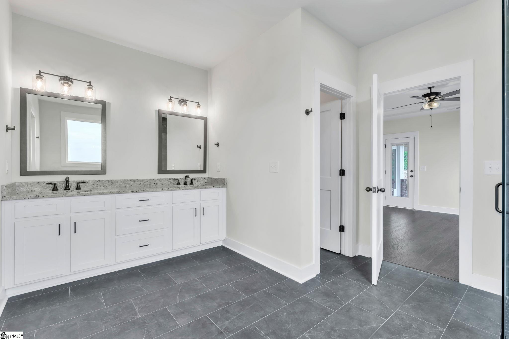 452 N Glassy Mountain Road Landrum, SC 29356