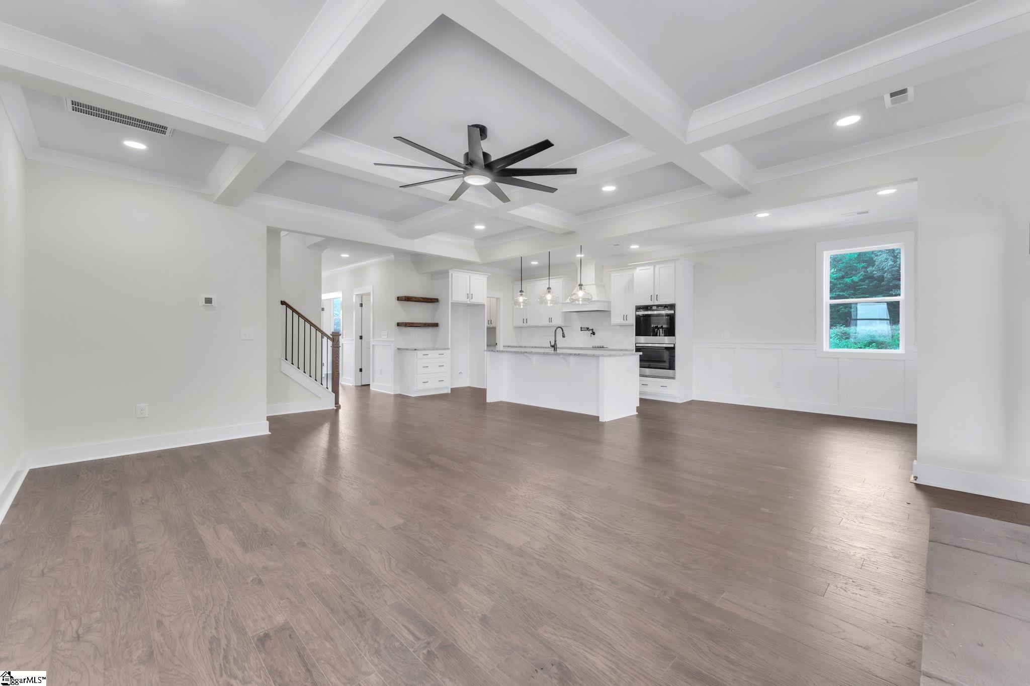 452 N Glassy Mountain Road Landrum, SC 29356