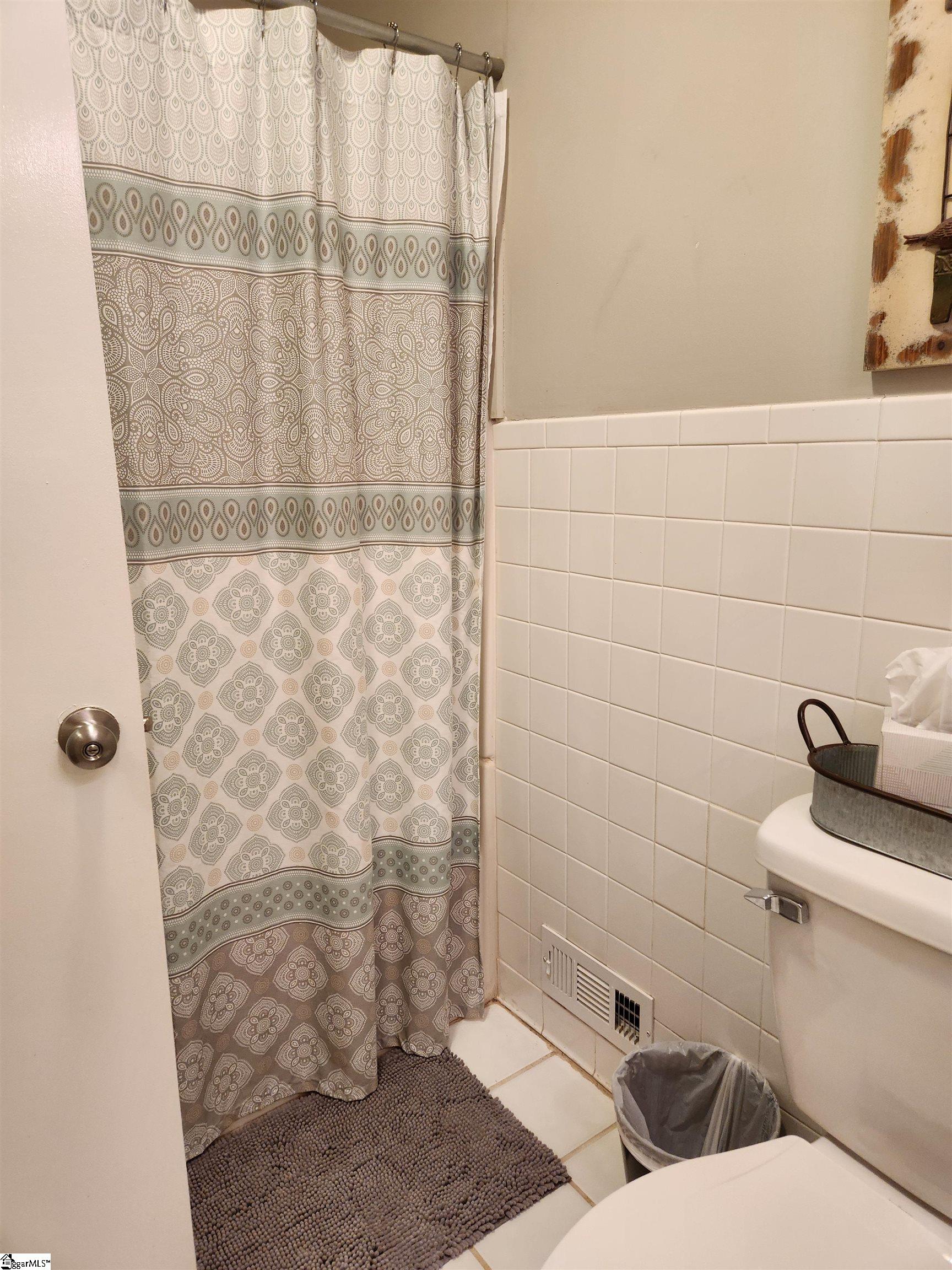 102 James Street Easley, SC 29642