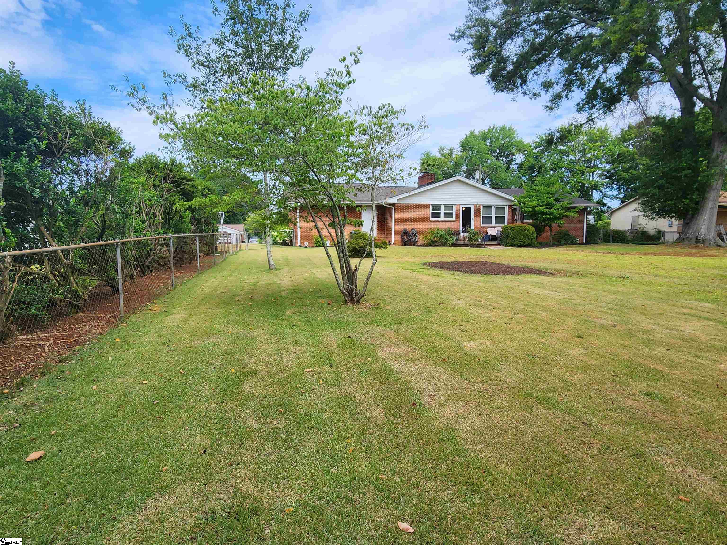 102 James Street Easley, SC 29642