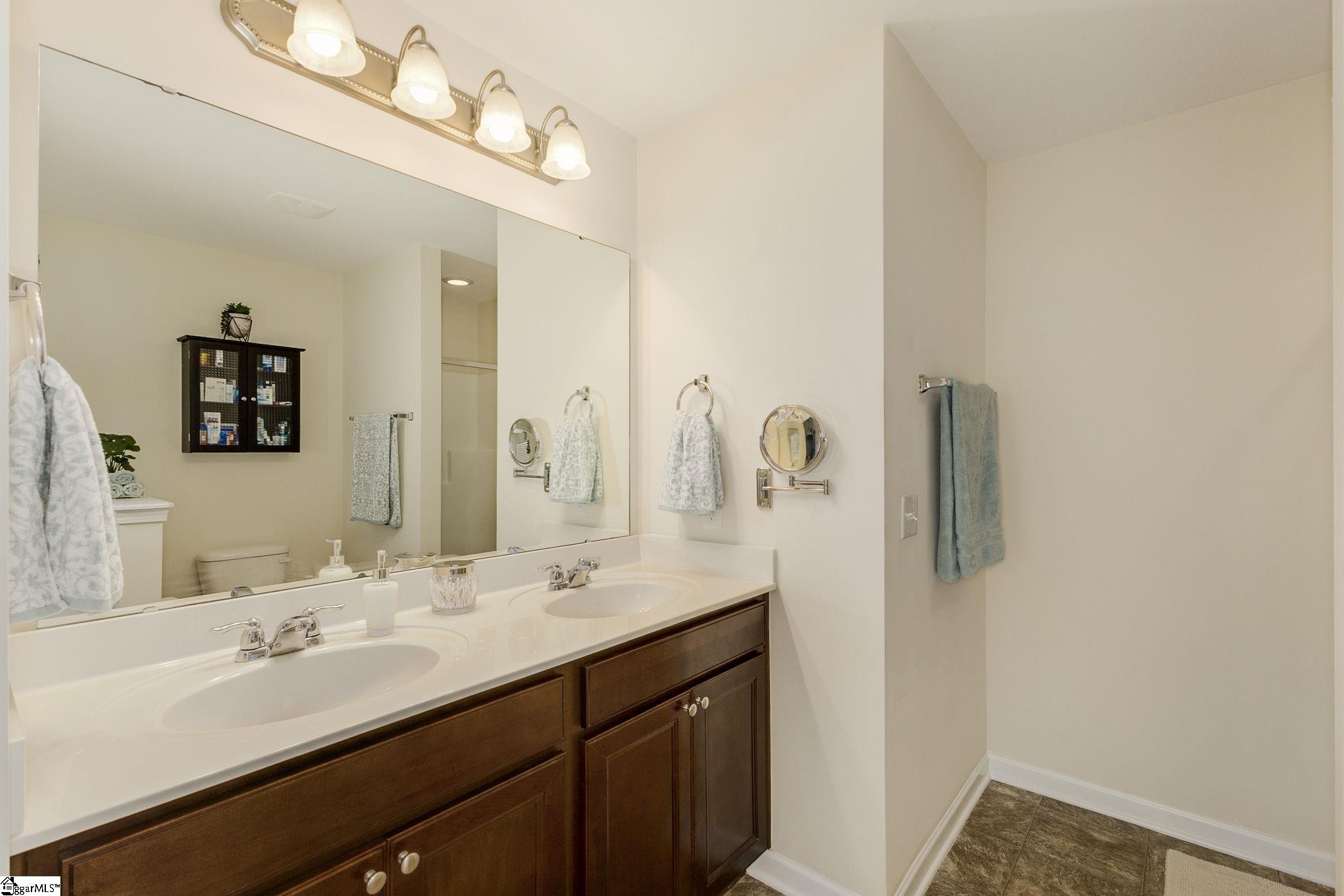 201 Engelmann Lane Simpsonville, SC 29680