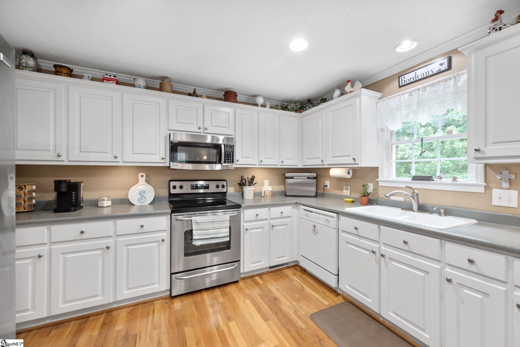 111 Brooke Lee Circle Taylors, SC 29687