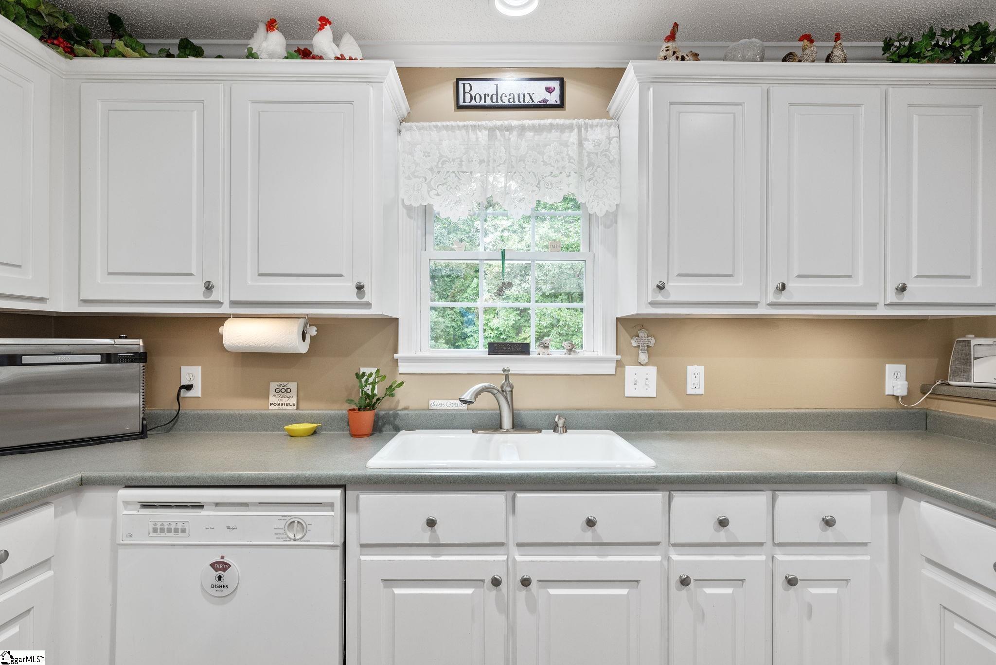 111 Brooke Lee Circle Taylors, SC 29687