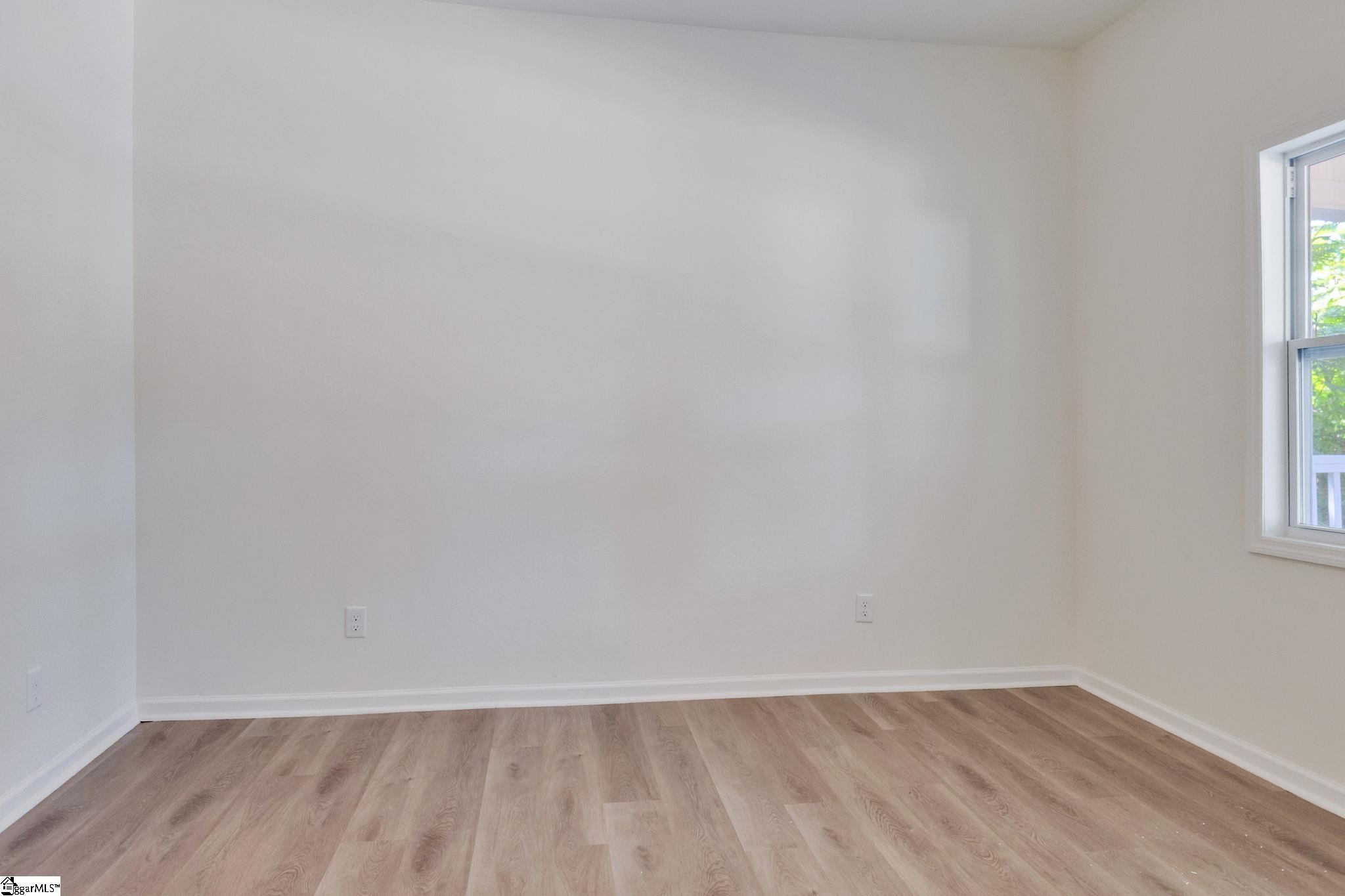 365 Dakota Street Spartanburg, SC 29303