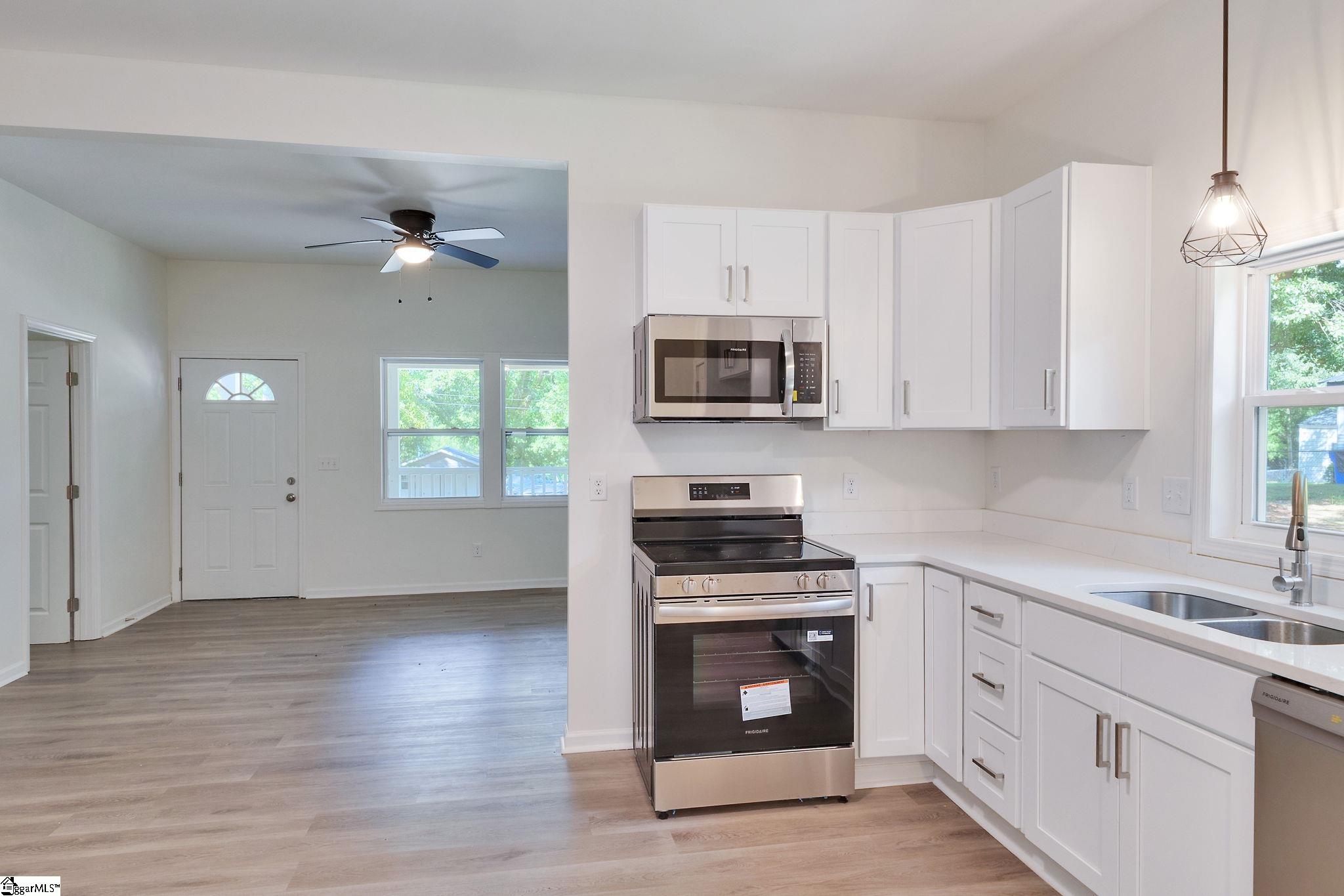 365 Dakota Street Spartanburg, SC 29303