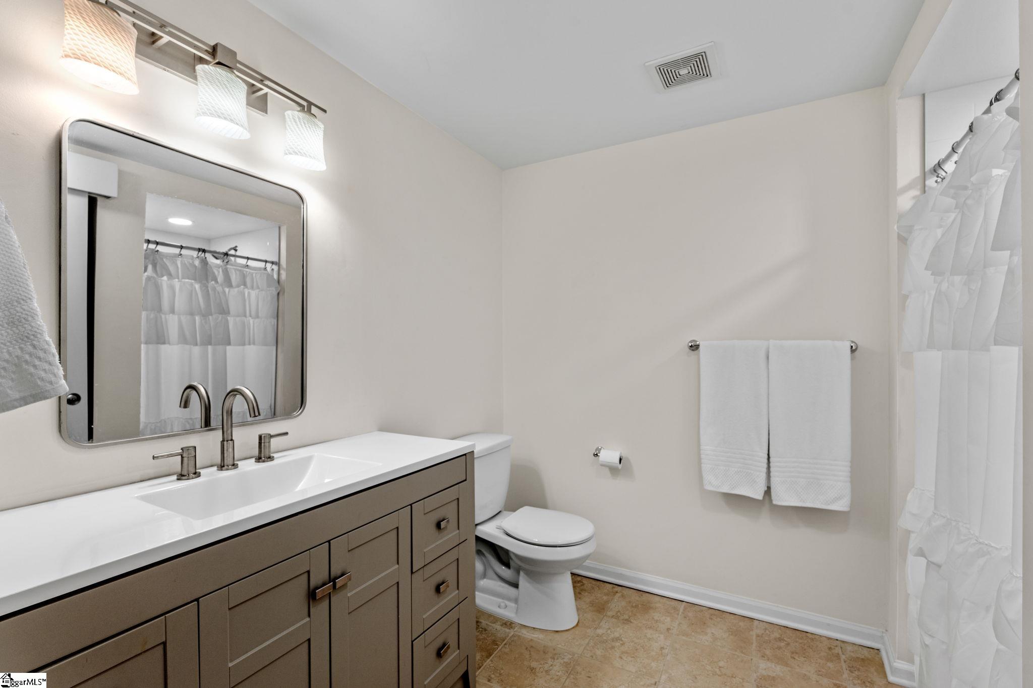 100 E Washington Street UNIT Unit 54 Greenville, SC 29601