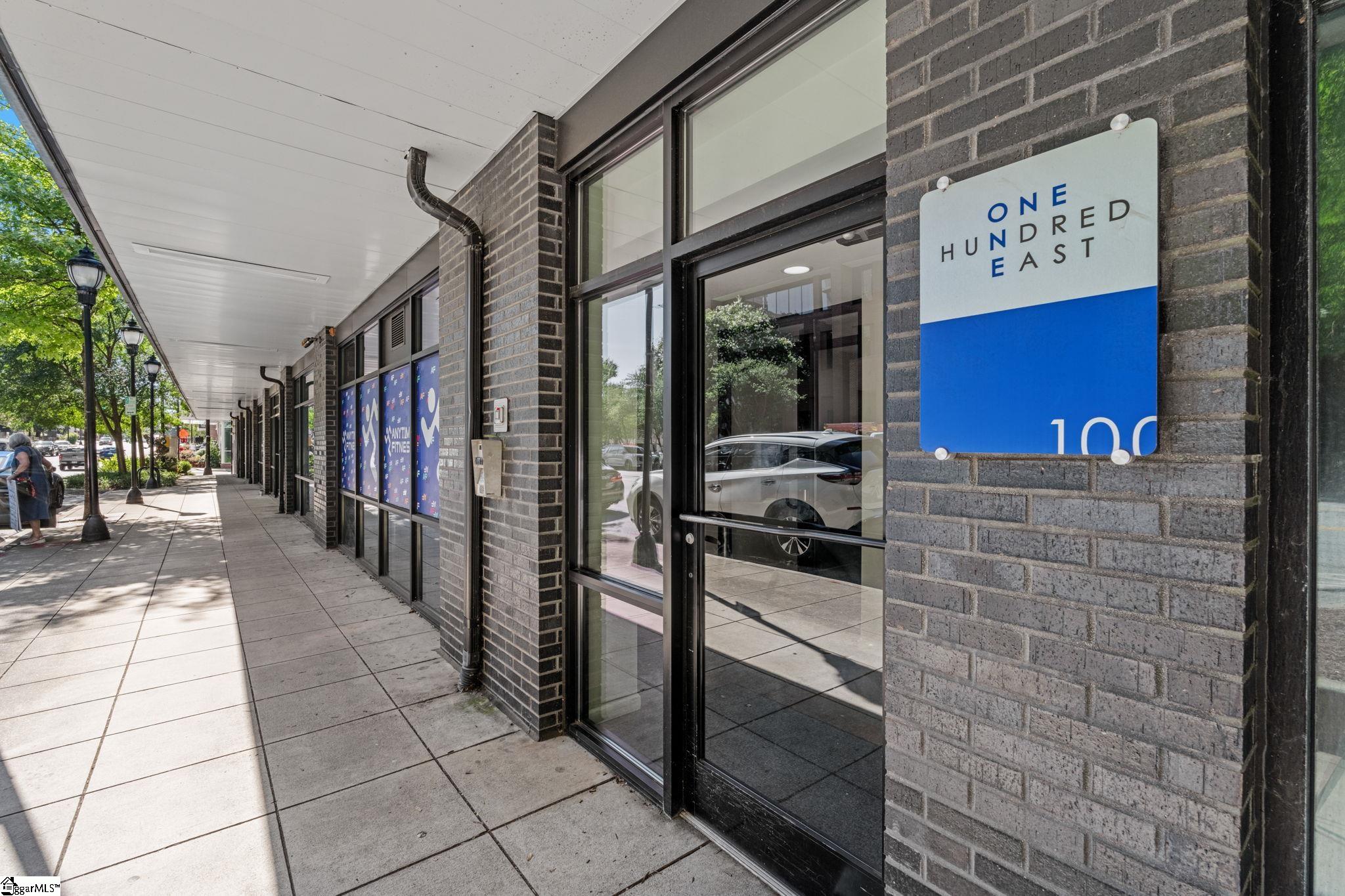 100 E Washington Street UNIT Unit 54 Greenville, SC 29601