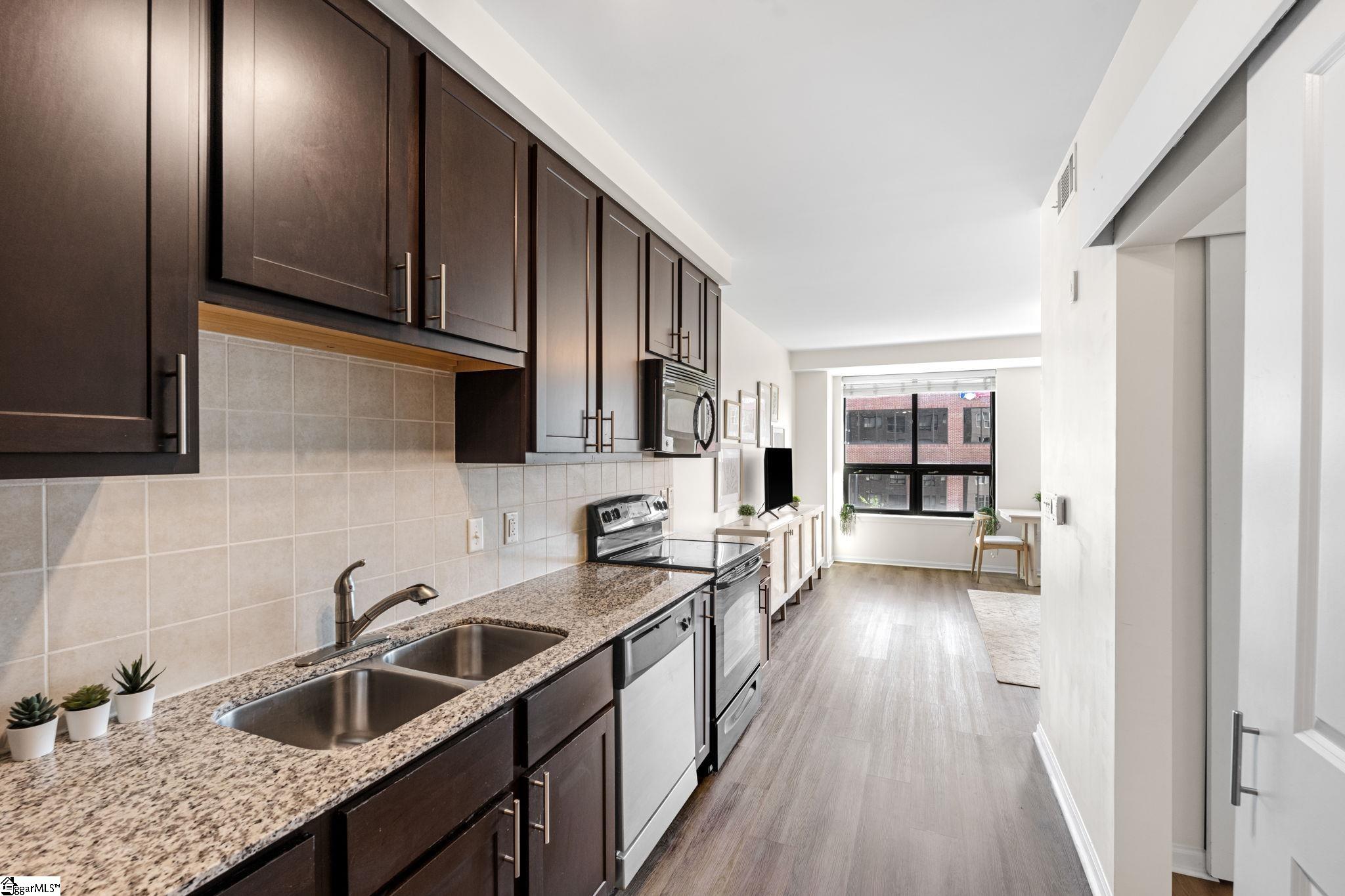 100 E Washington Street UNIT Unit 54 Greenville, SC 29601