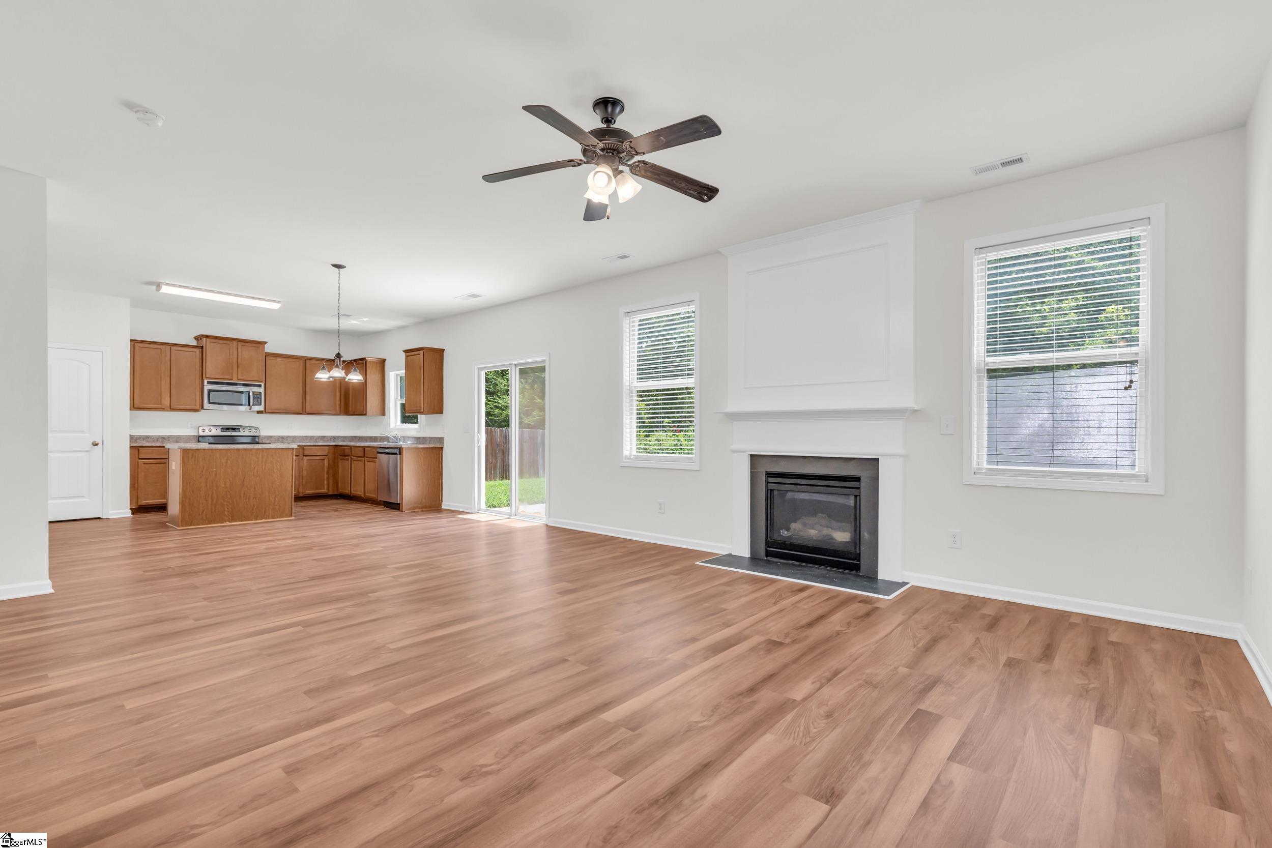 23 Shefleys Road Simpsonville, SC 29680