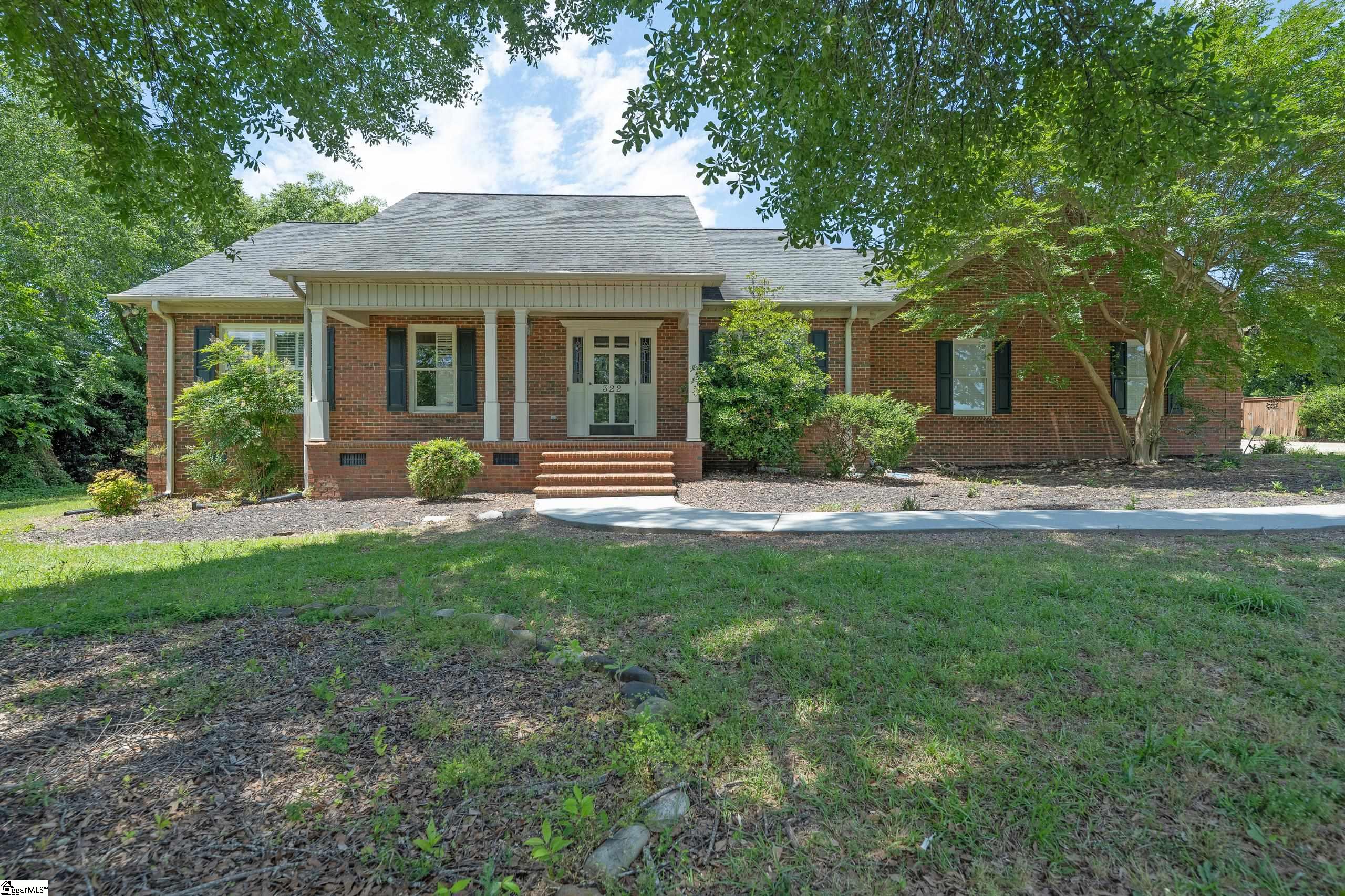 322 N Rutherford Road Greer, SC 29651