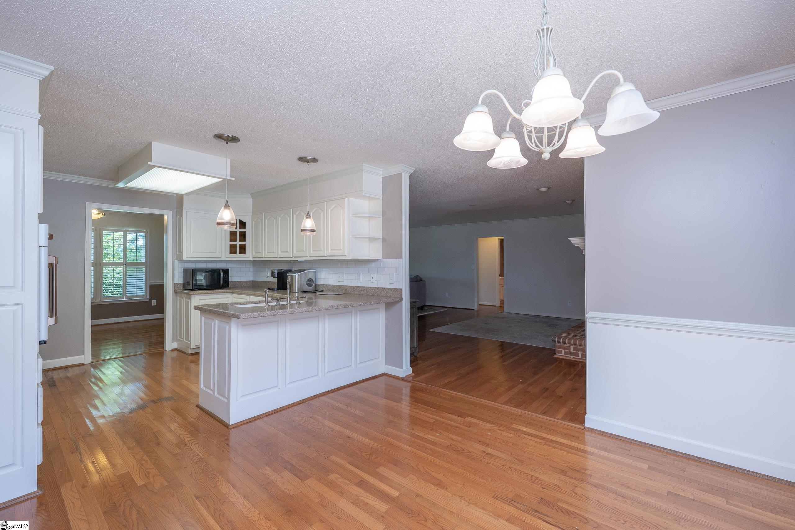322 N Rutherford Road Greer, SC 29651