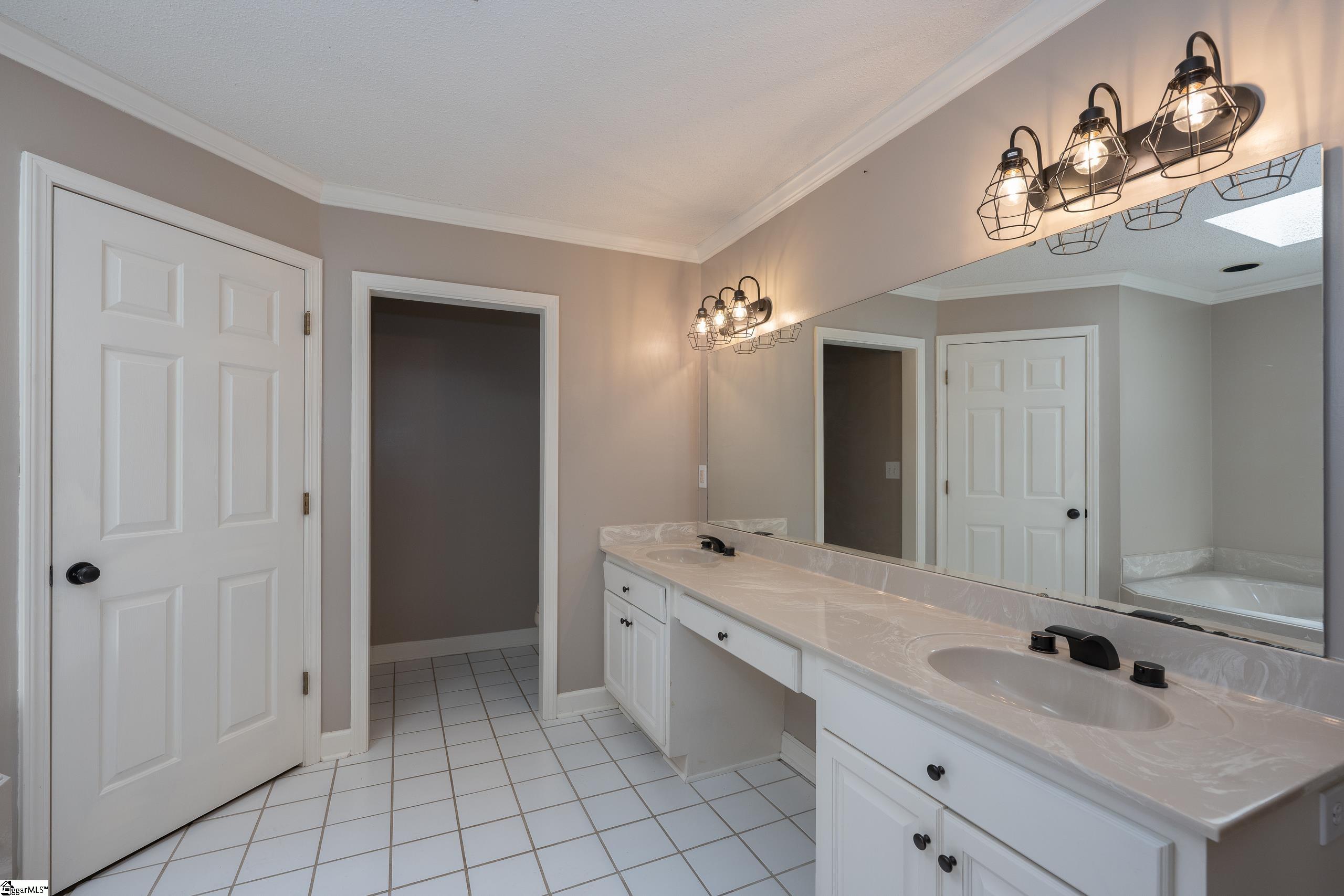 322 N Rutherford Road Greer, SC 29651
