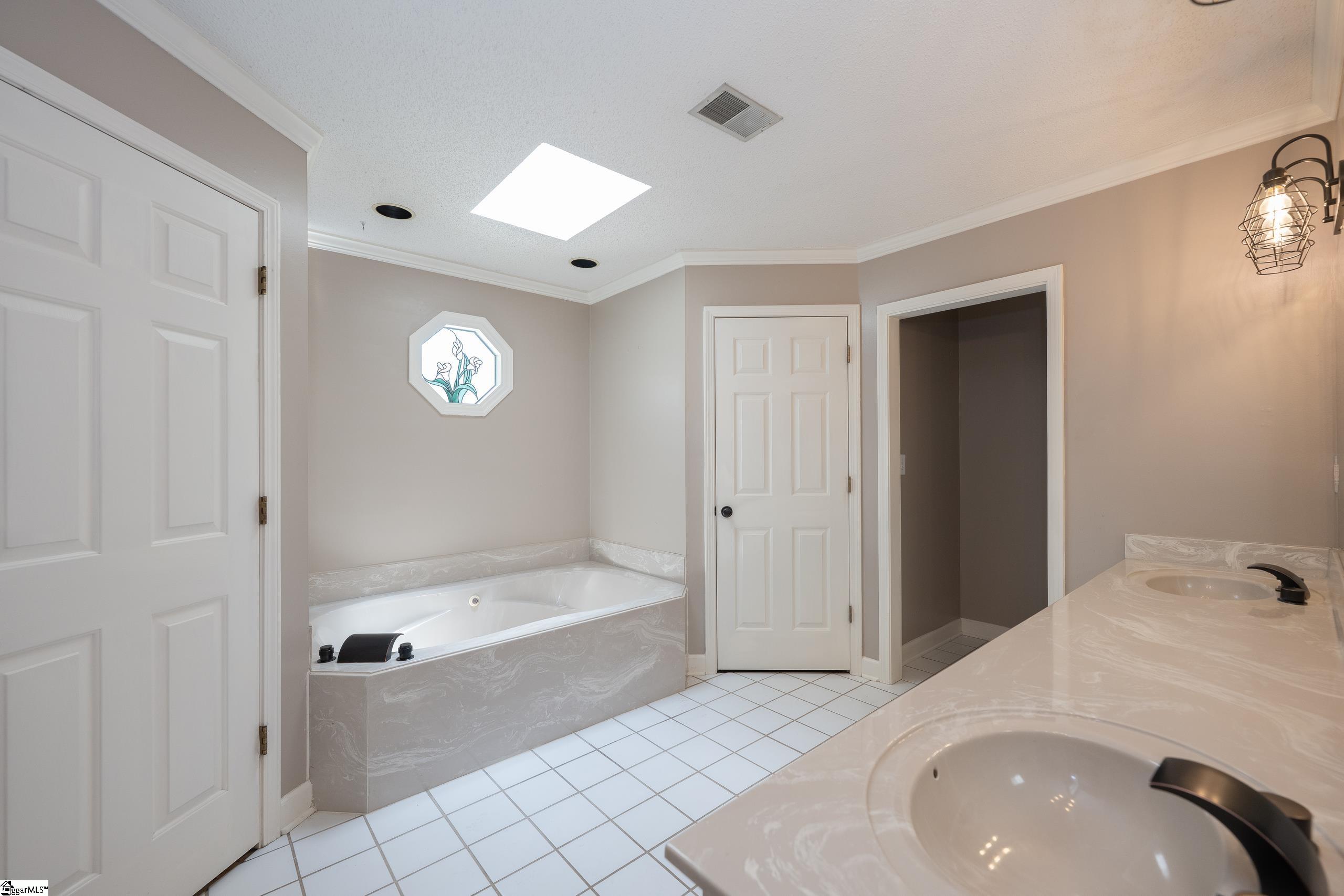322 N Rutherford Road Greer, SC 29651