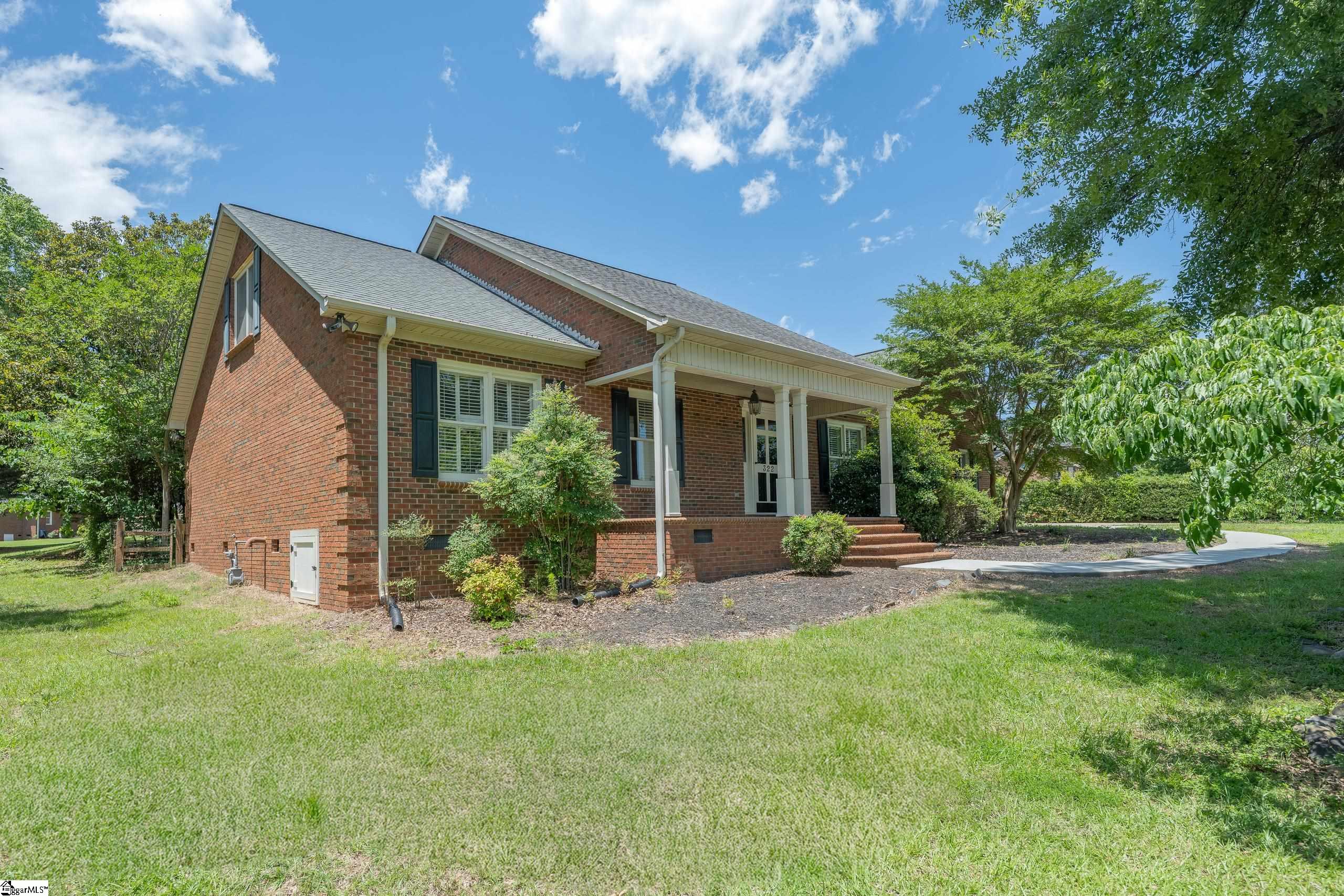 322 N Rutherford Road Greer, SC 29651