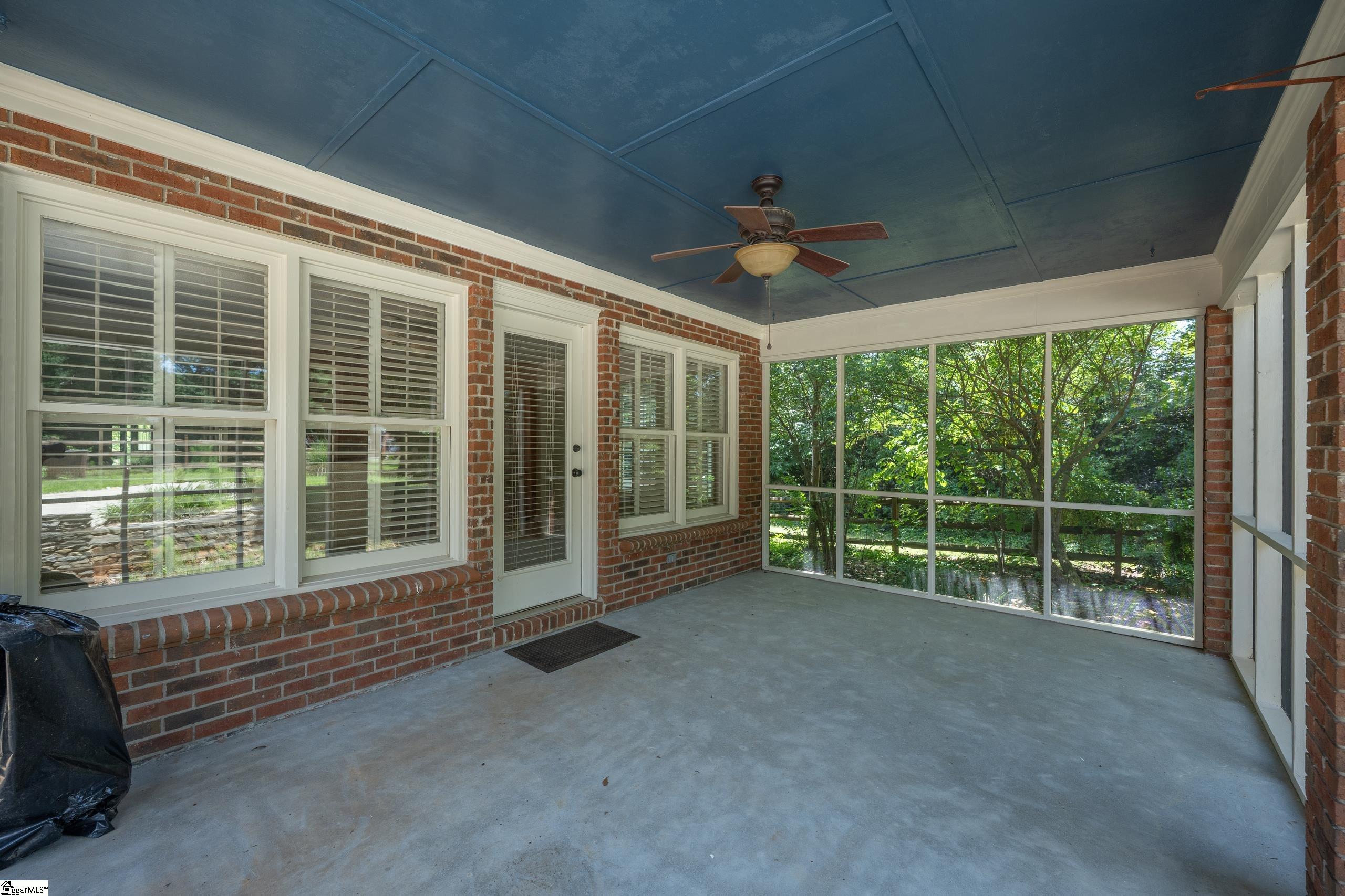 322 N Rutherford Road Greer, SC 29651