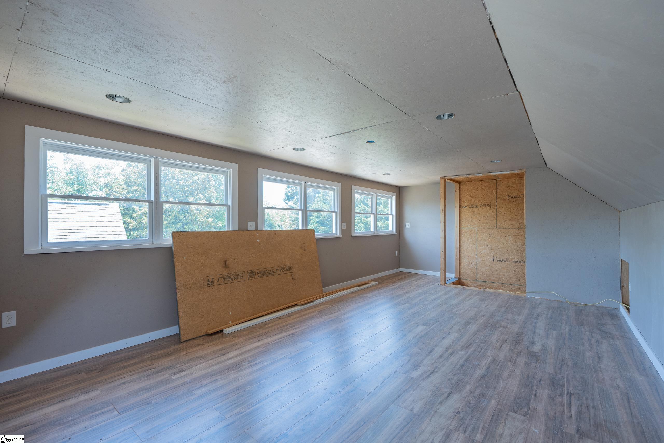 322 N Rutherford Road Greer, SC 29651