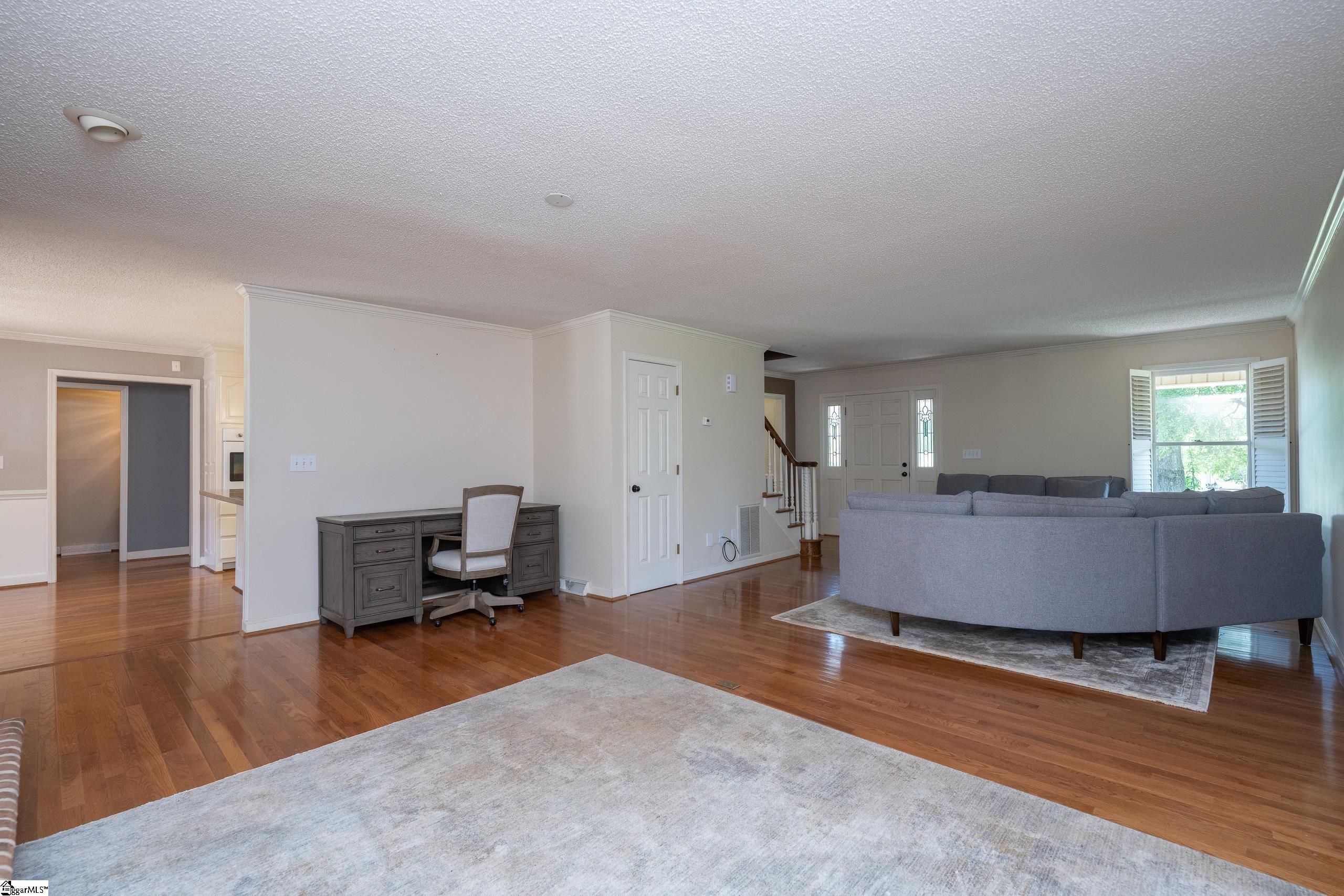 322 N Rutherford Road Greer, SC 29651