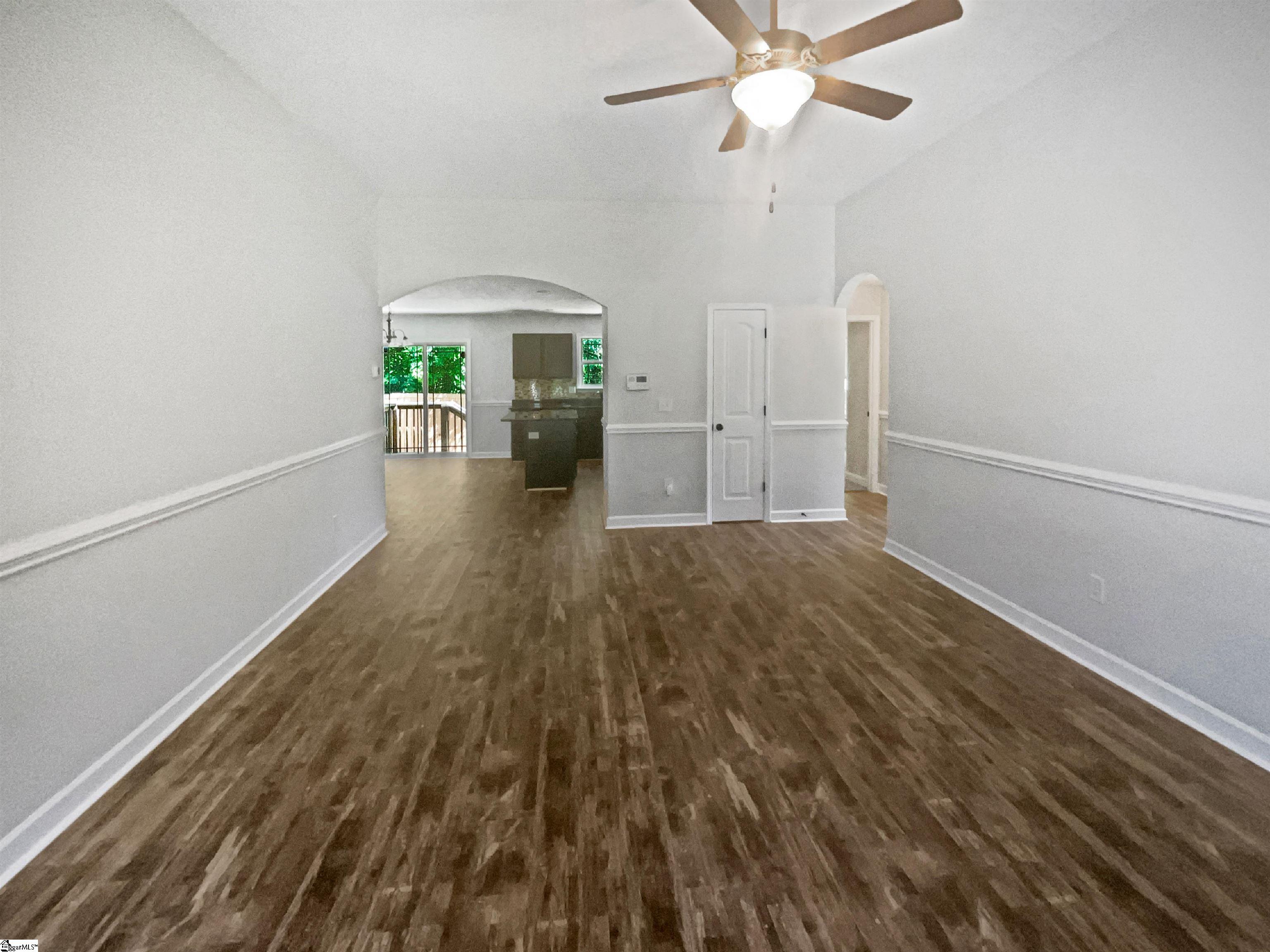 669 Chastine Drive Spartanburg, SC 29301
