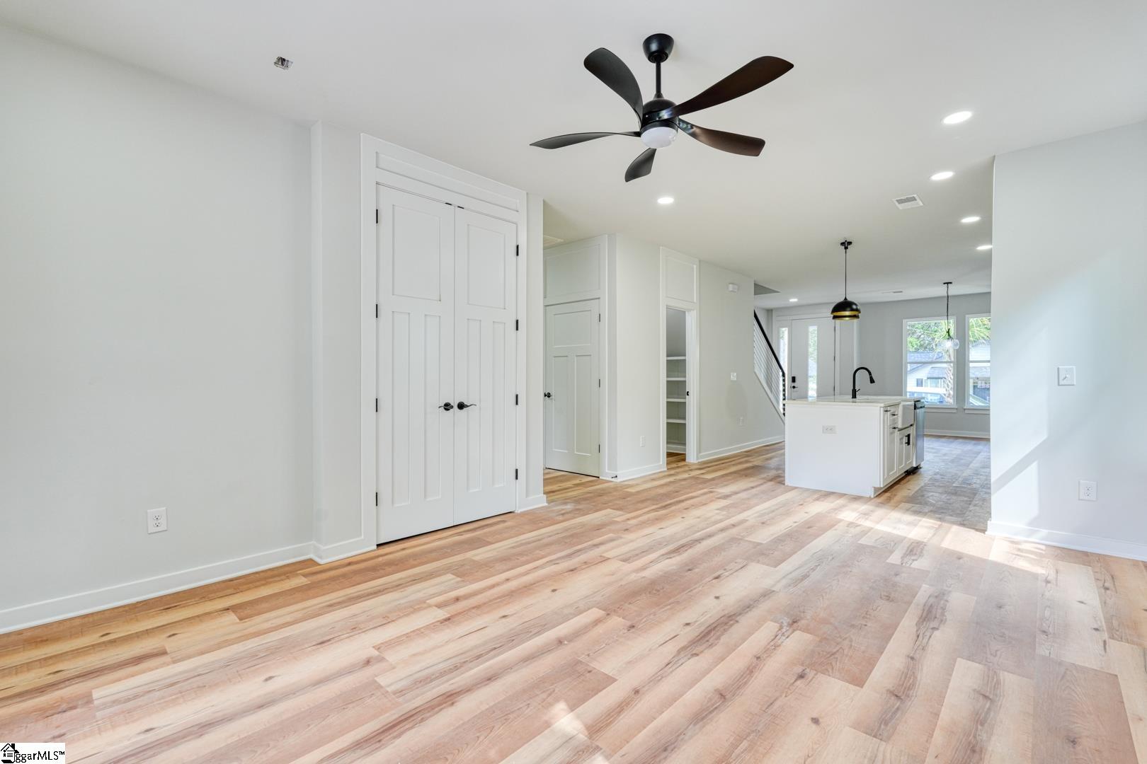 29 Pendleton Road Greenville, SC 29611