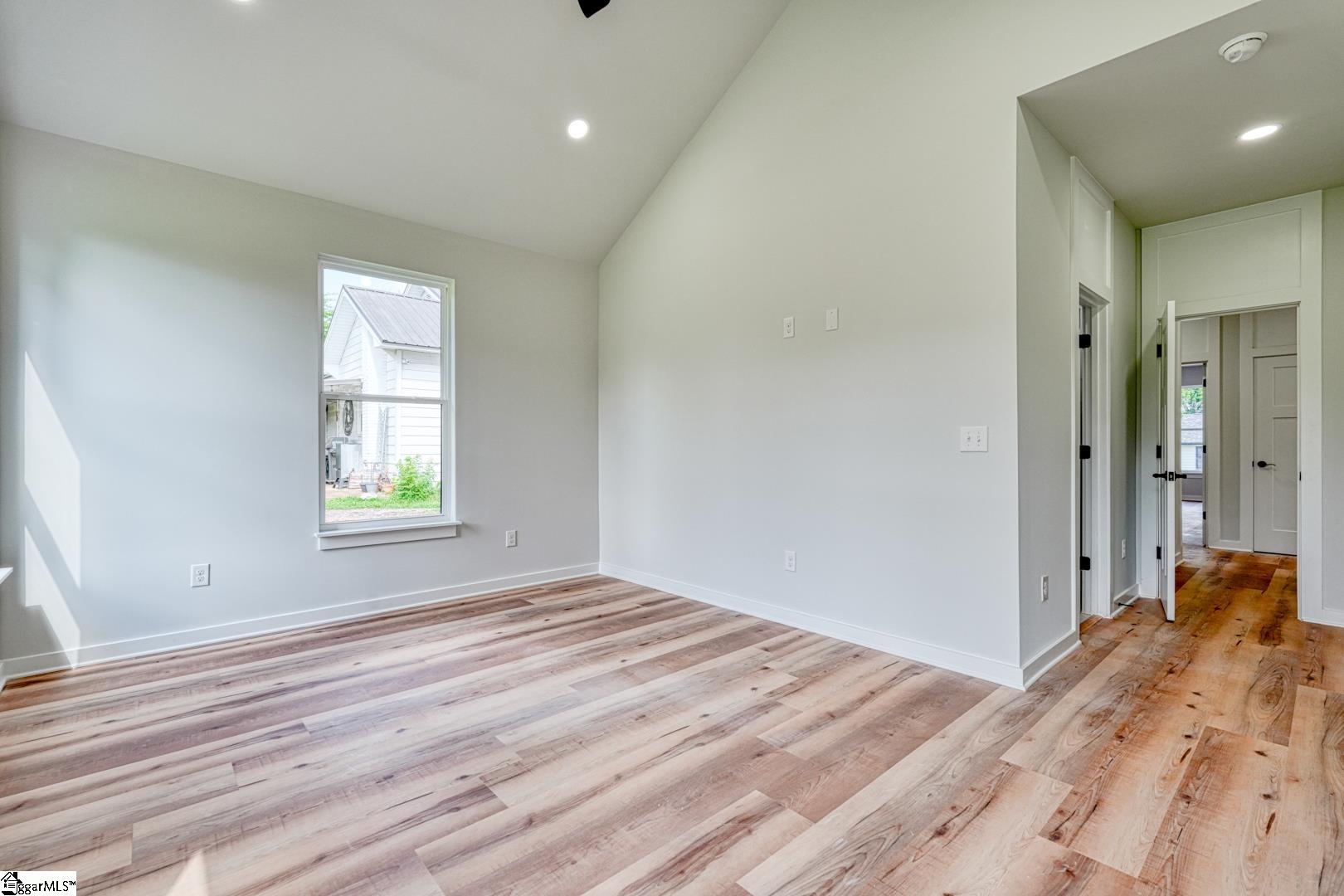 29 Pendleton Road Greenville, SC 29611