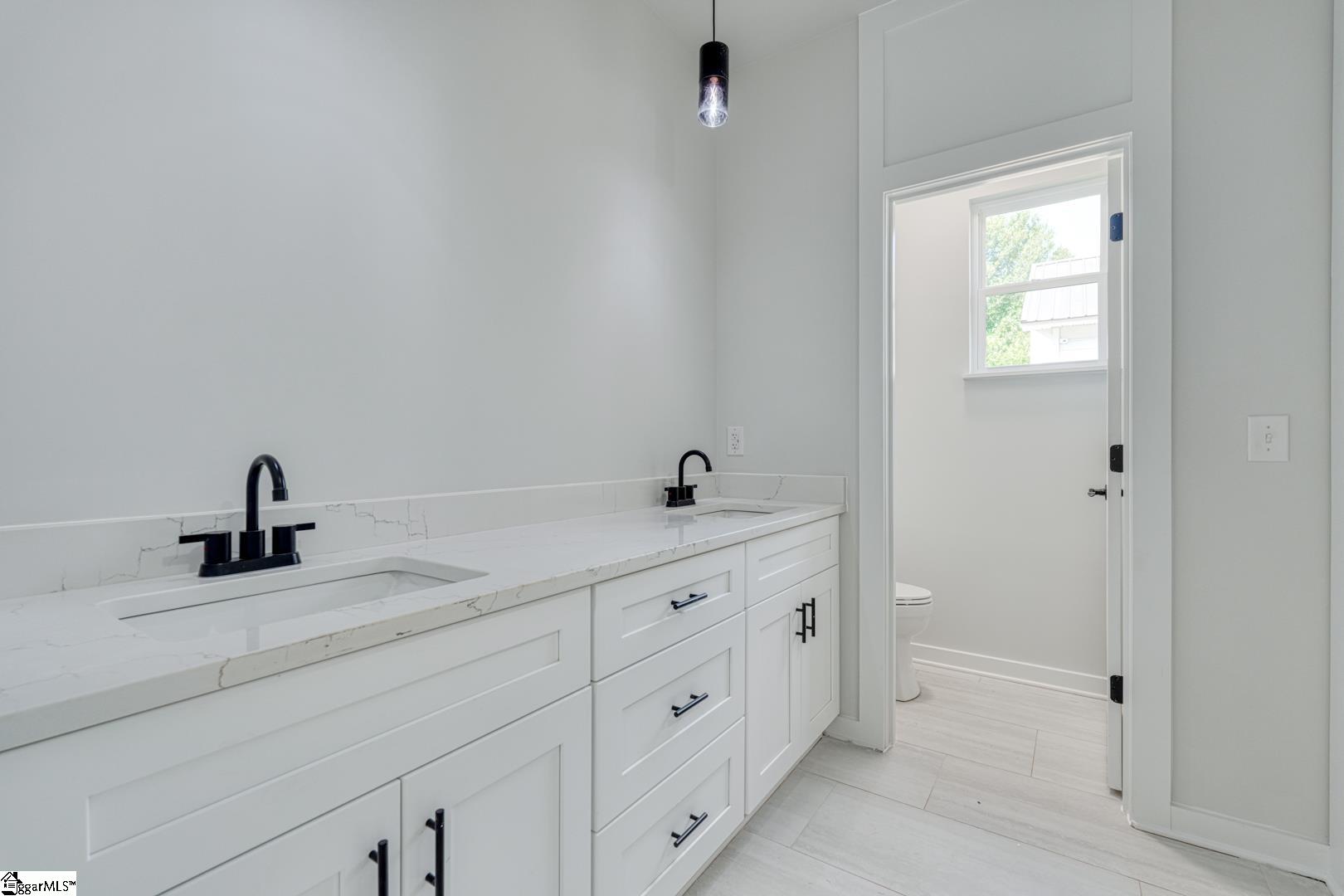 29 Pendleton Road Greenville, SC 29611