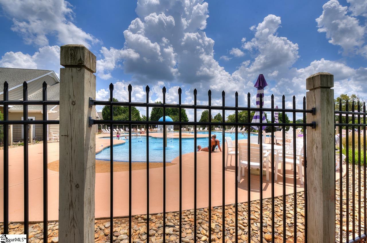 7 Dartford Court Easley, SC 29642