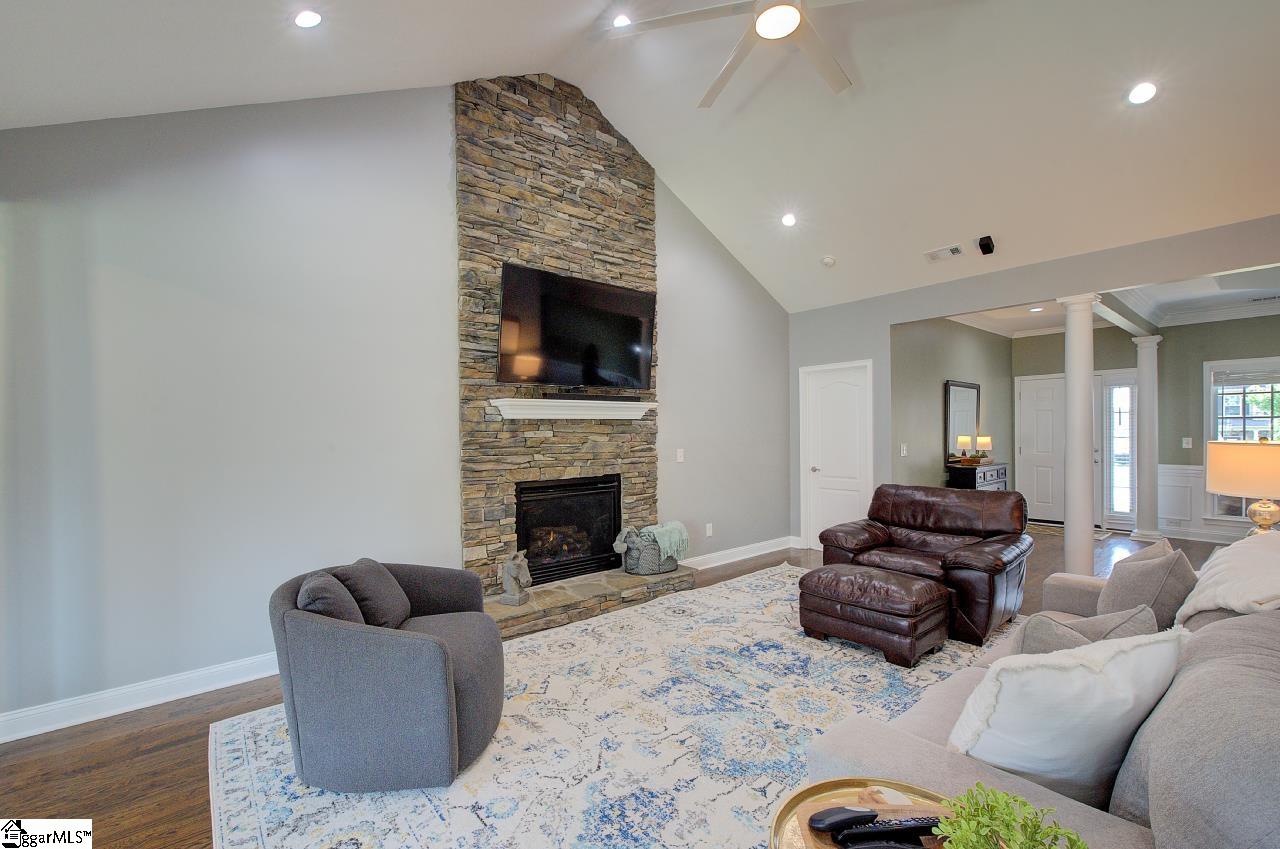 7 Dartford Court Easley, SC 29642