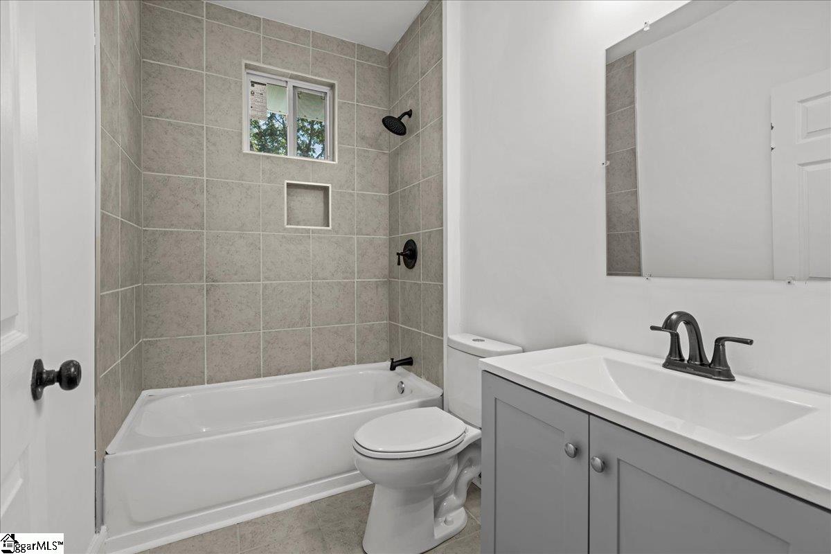 99 Allen Avenue Spartanburg, SC 29303